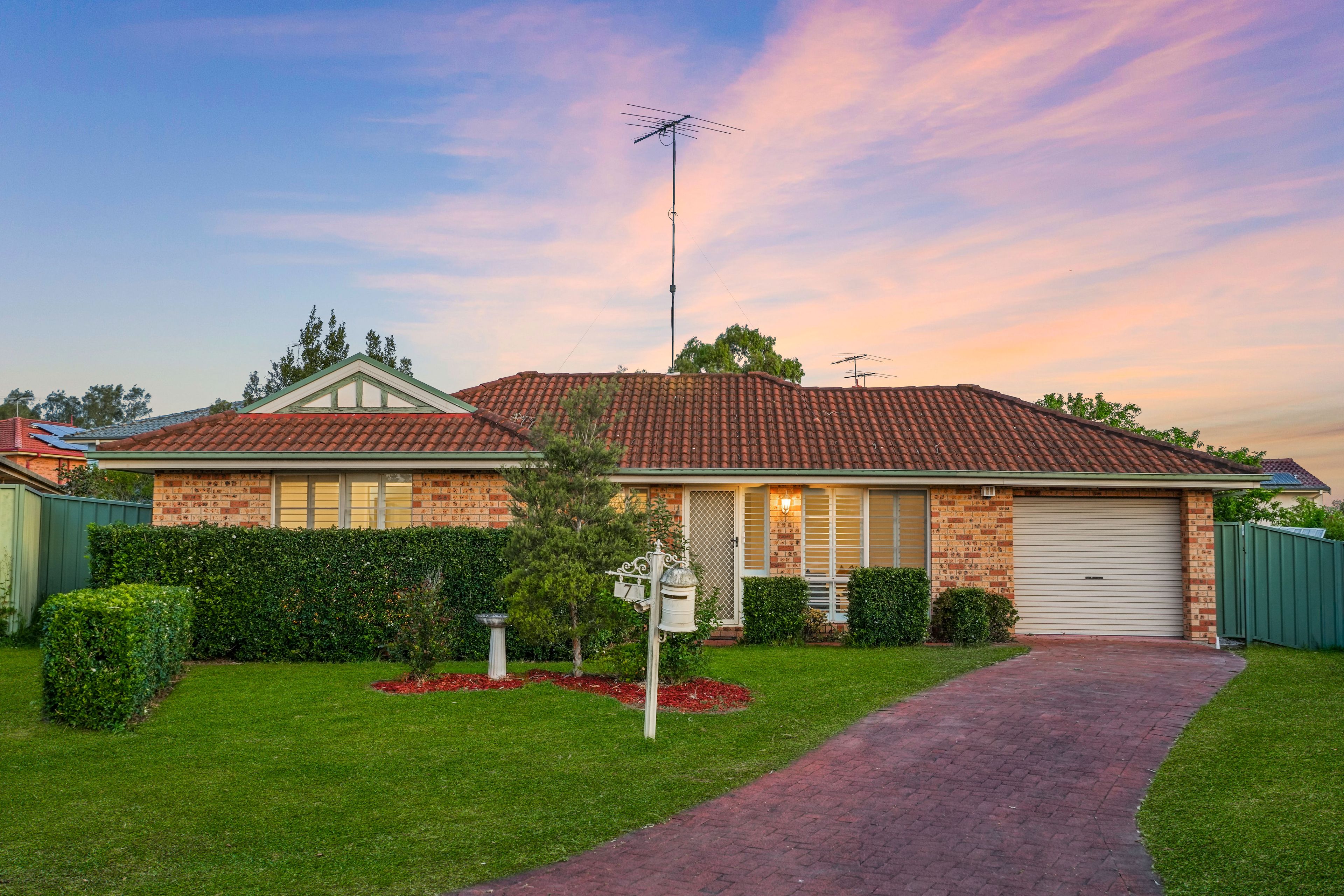 7 Kuta Place, Quakers Hill NSW 2763