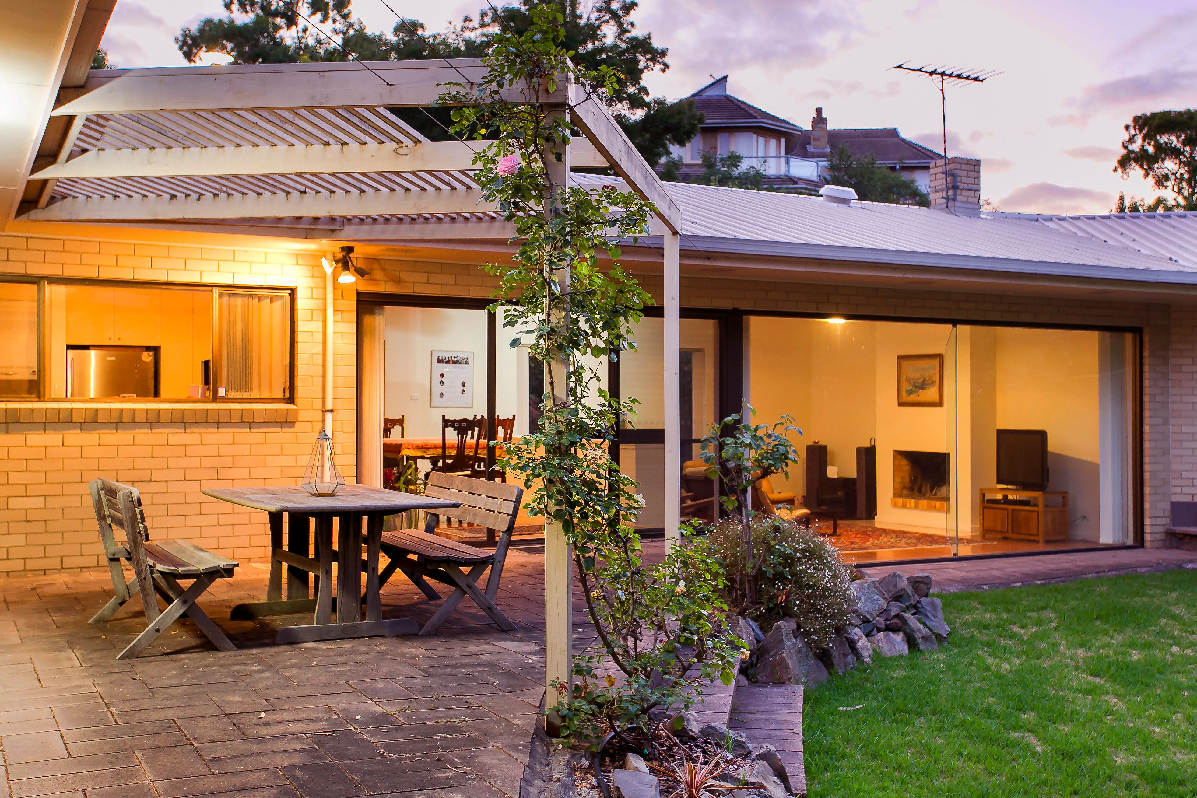 16 Willowbridge Grove, Burnside SA 5066