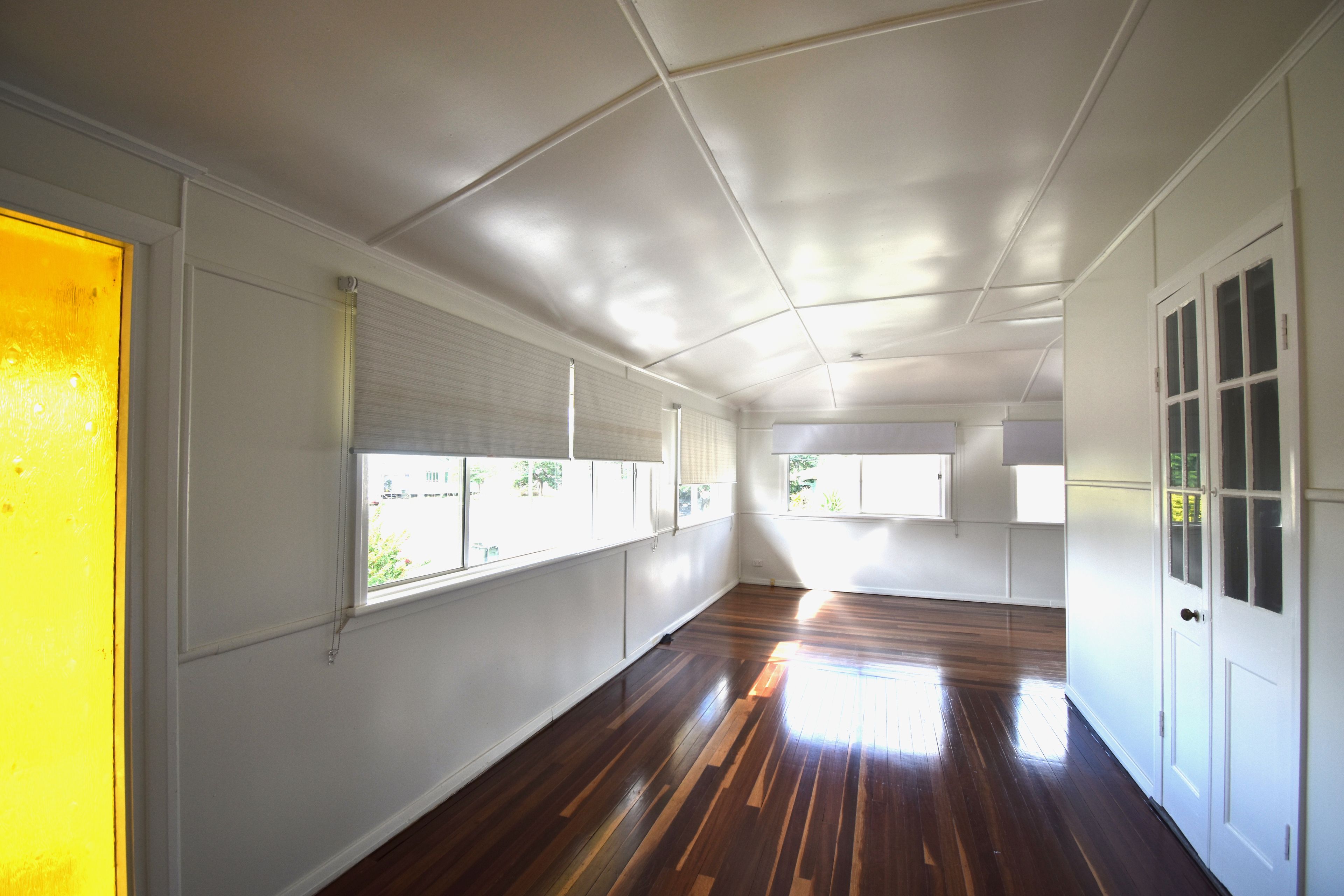 11 Brolga Street, Longreach, QLD 4730