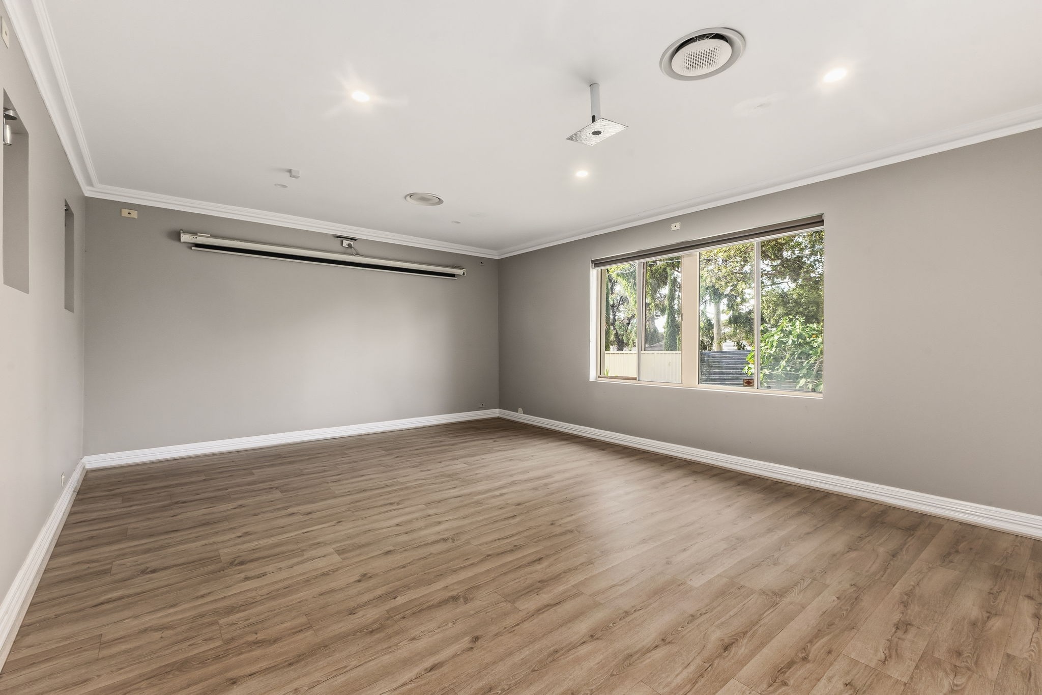 30 Clearview Crescent, Clearview, SA 5085