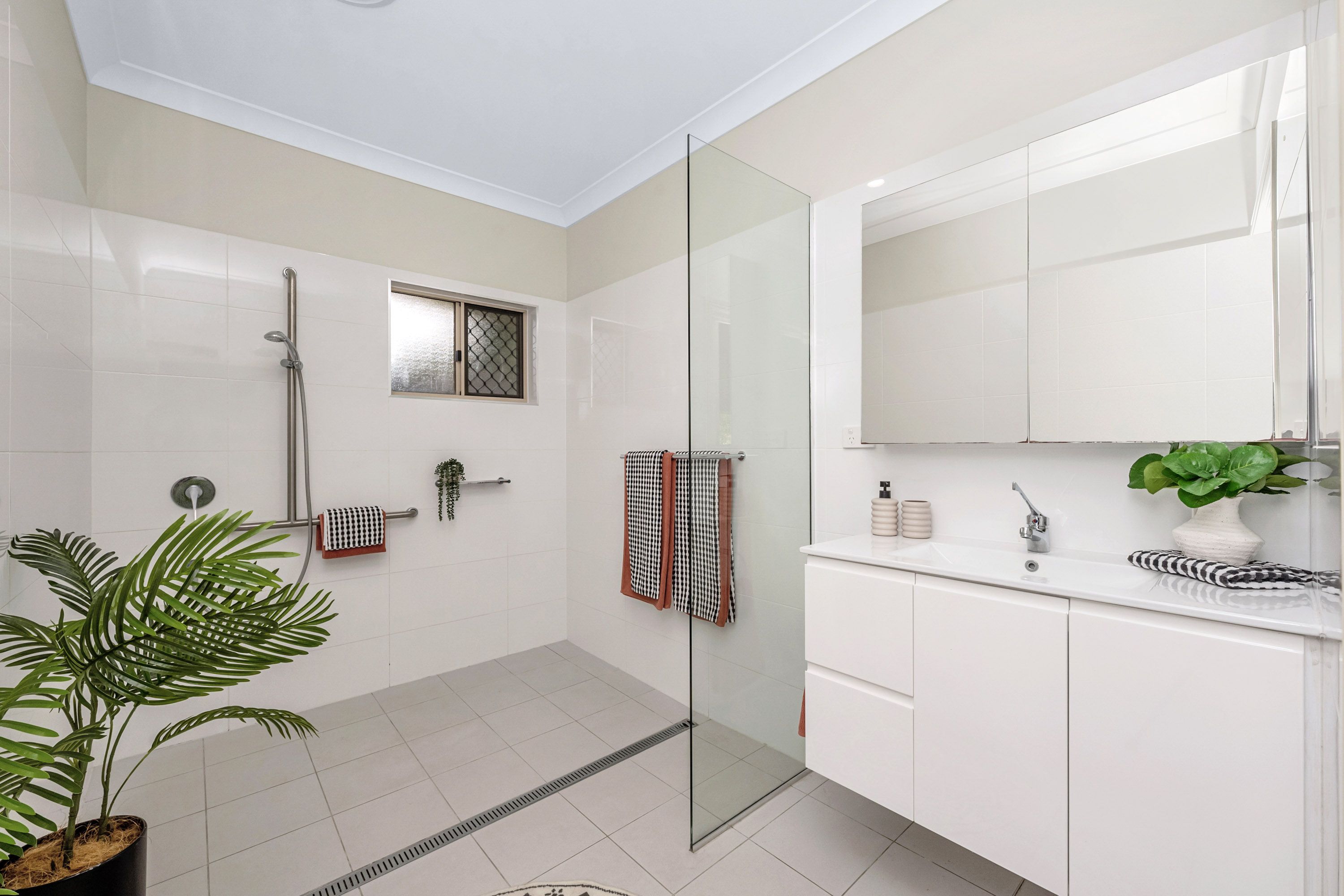 6 Yeldham Court — photo 10 of 16
