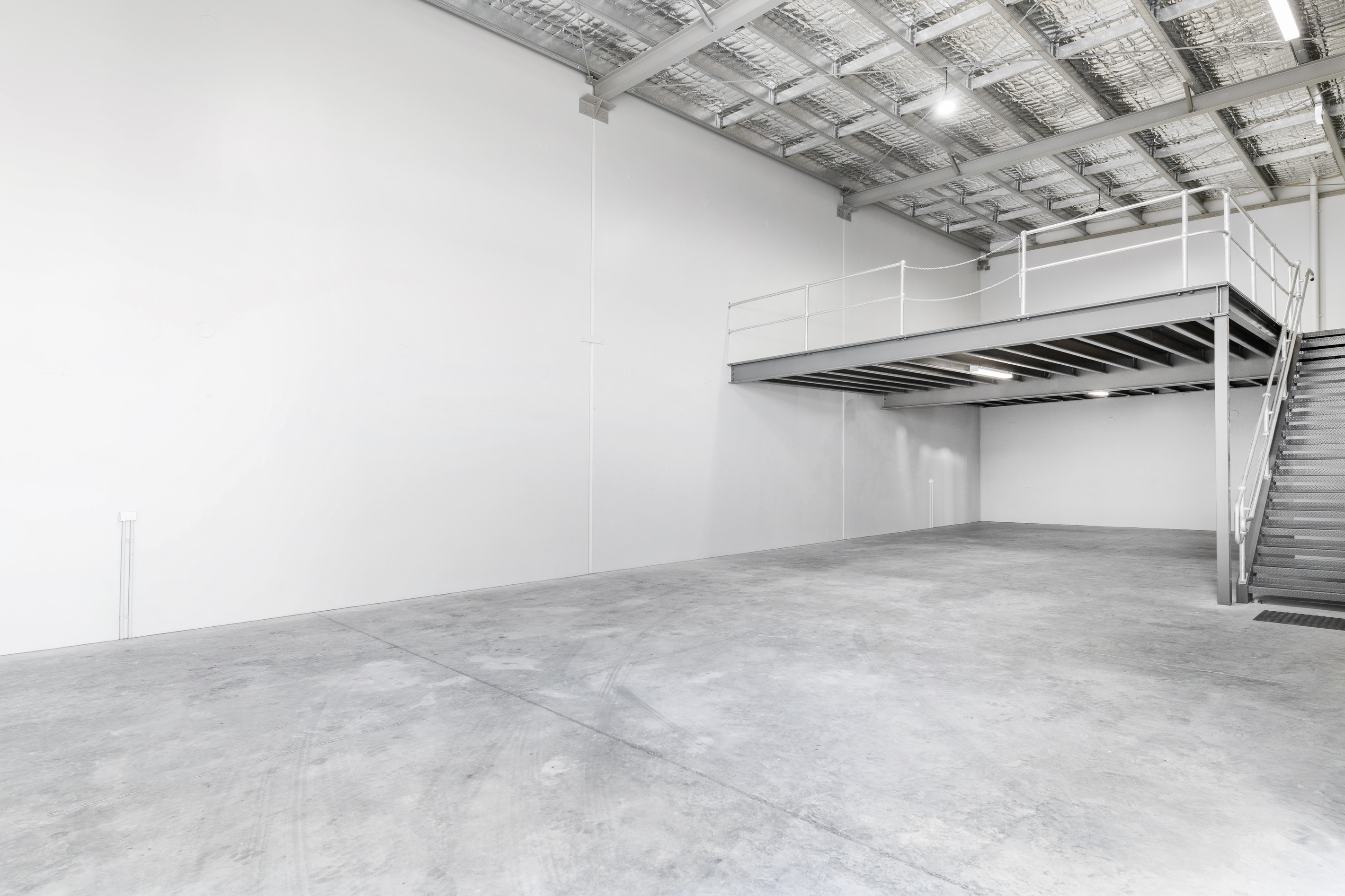 9/10 Logistics Place, Arundel, QLD 4214