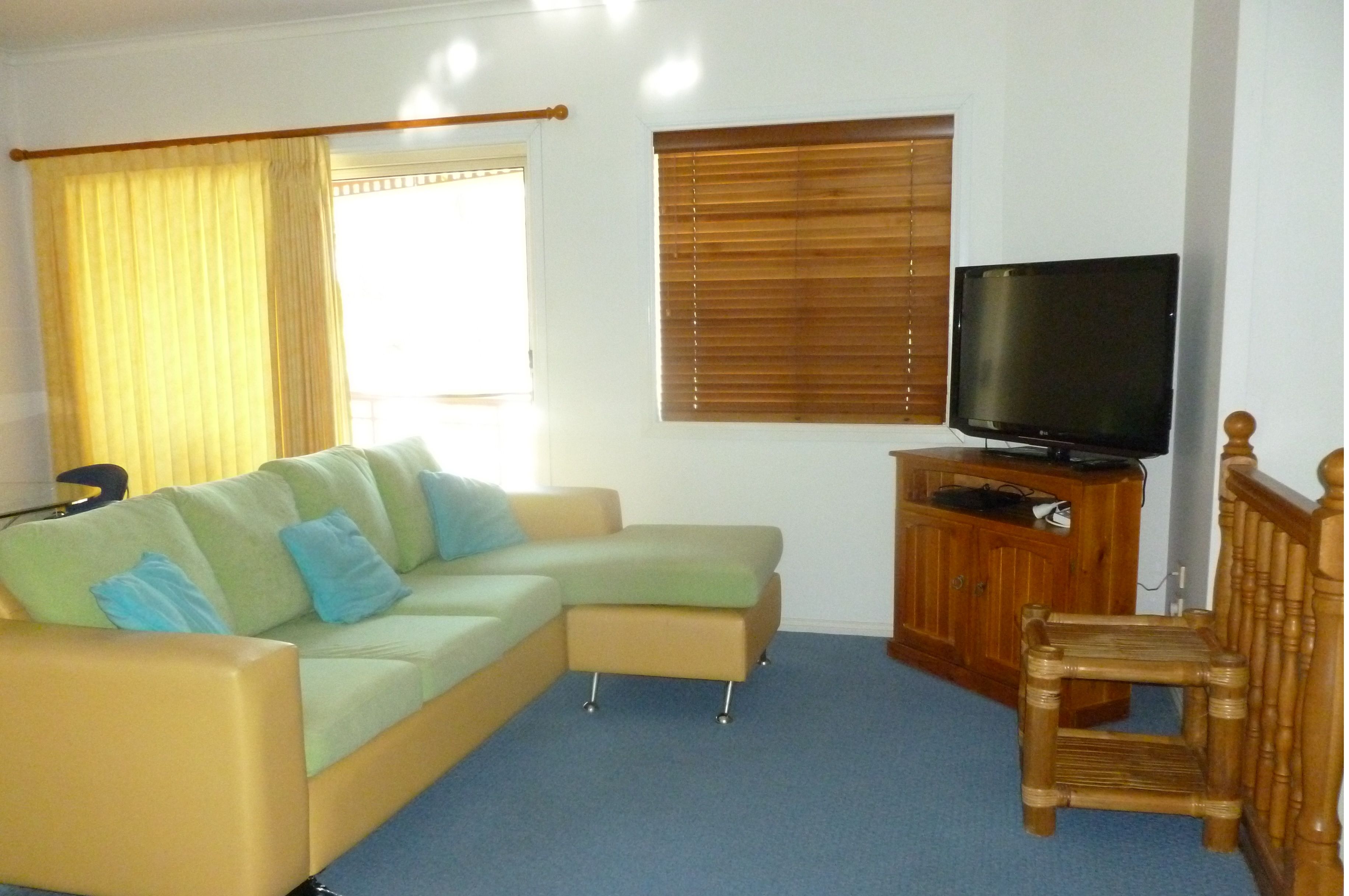 3/457 ESPLANADE, Torquay, QLD 4655