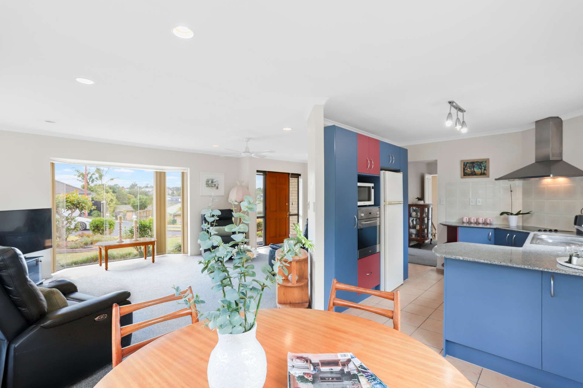 6 Rosebay Rise photo 6