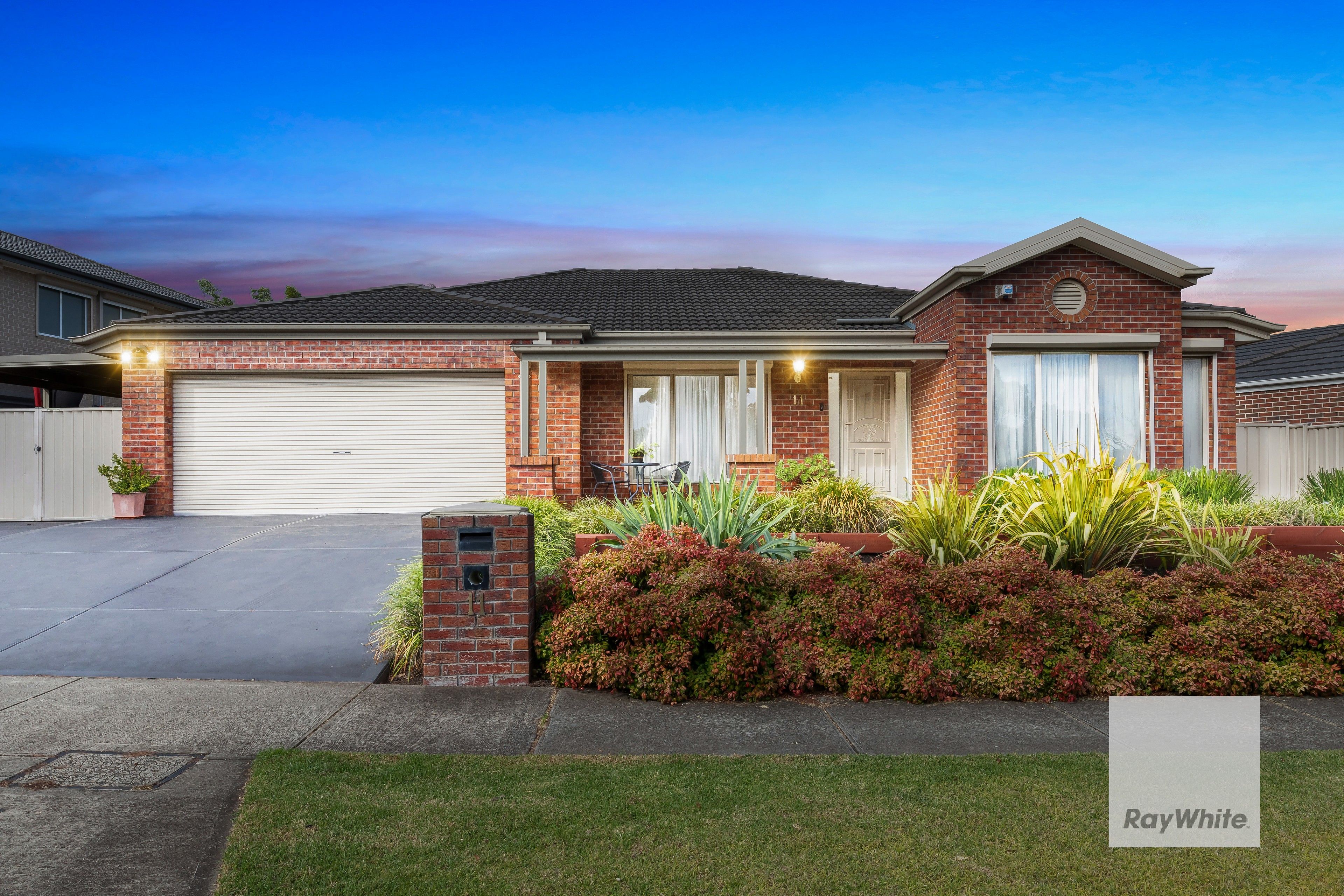 11 Glenbrook Avenue, Cairnlea VIC 3023