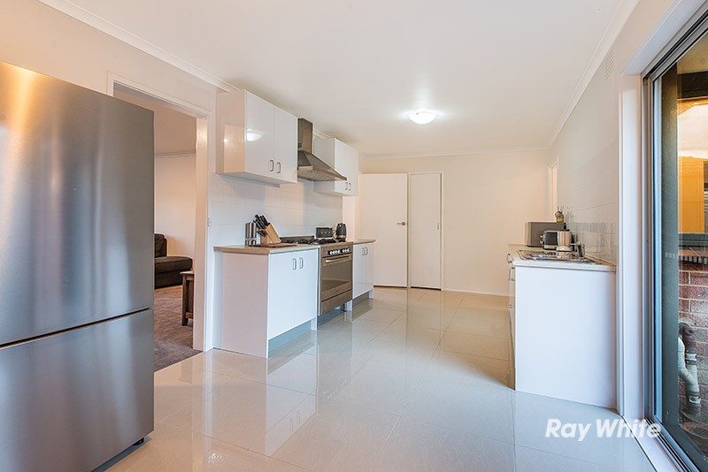 9 Hotham Street, Cranbourne, VIC 3977