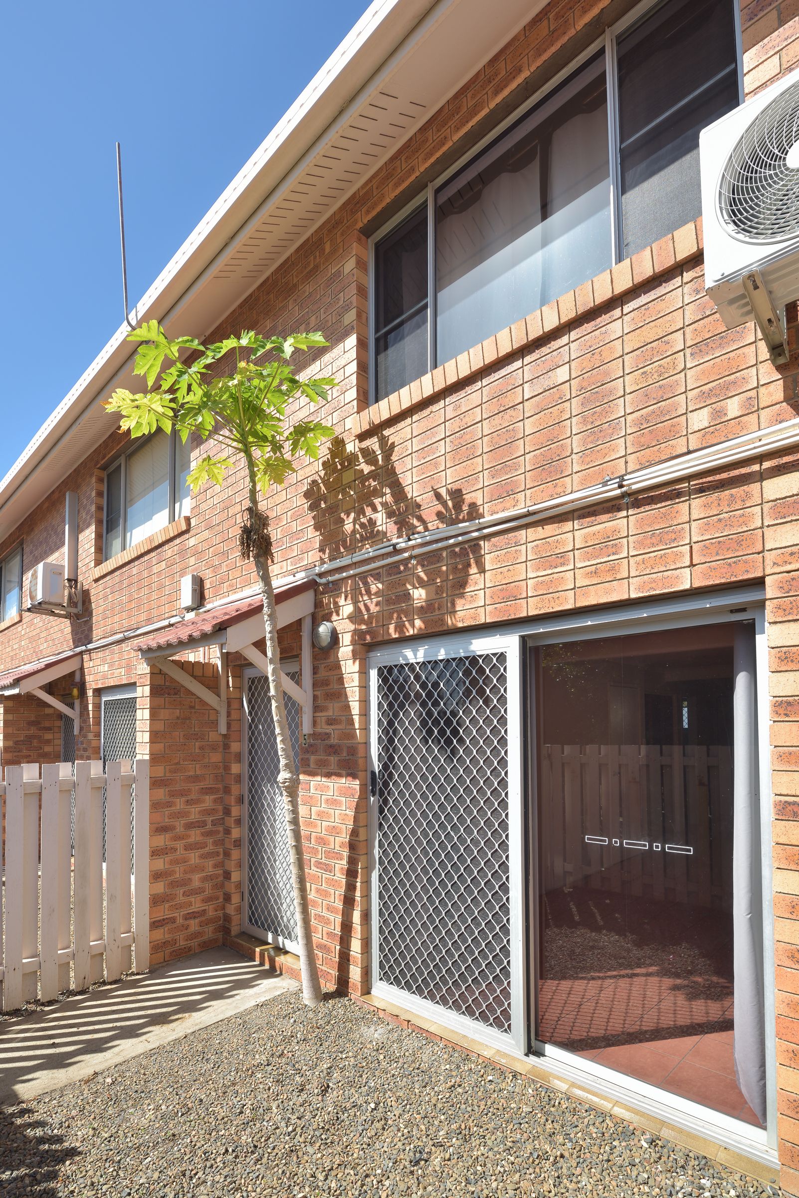 5/7 Eden Street, South Gladstone, QLD 4680