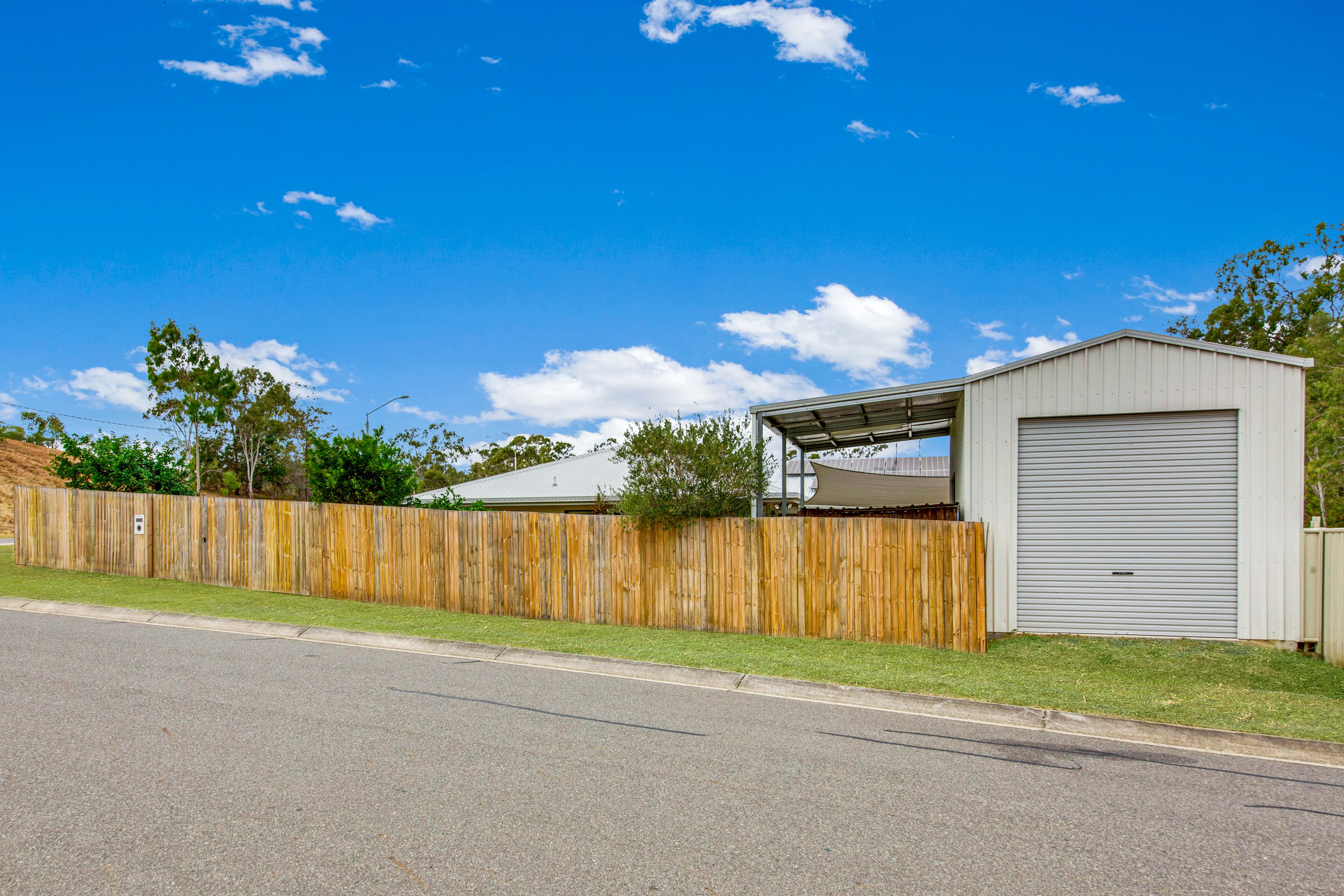 1 Links Court, Kin Kora, QLD 4680