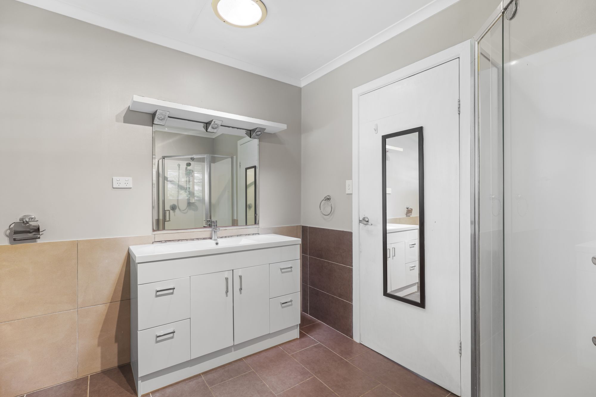 43 Gowrie Street — photo 18 of 29