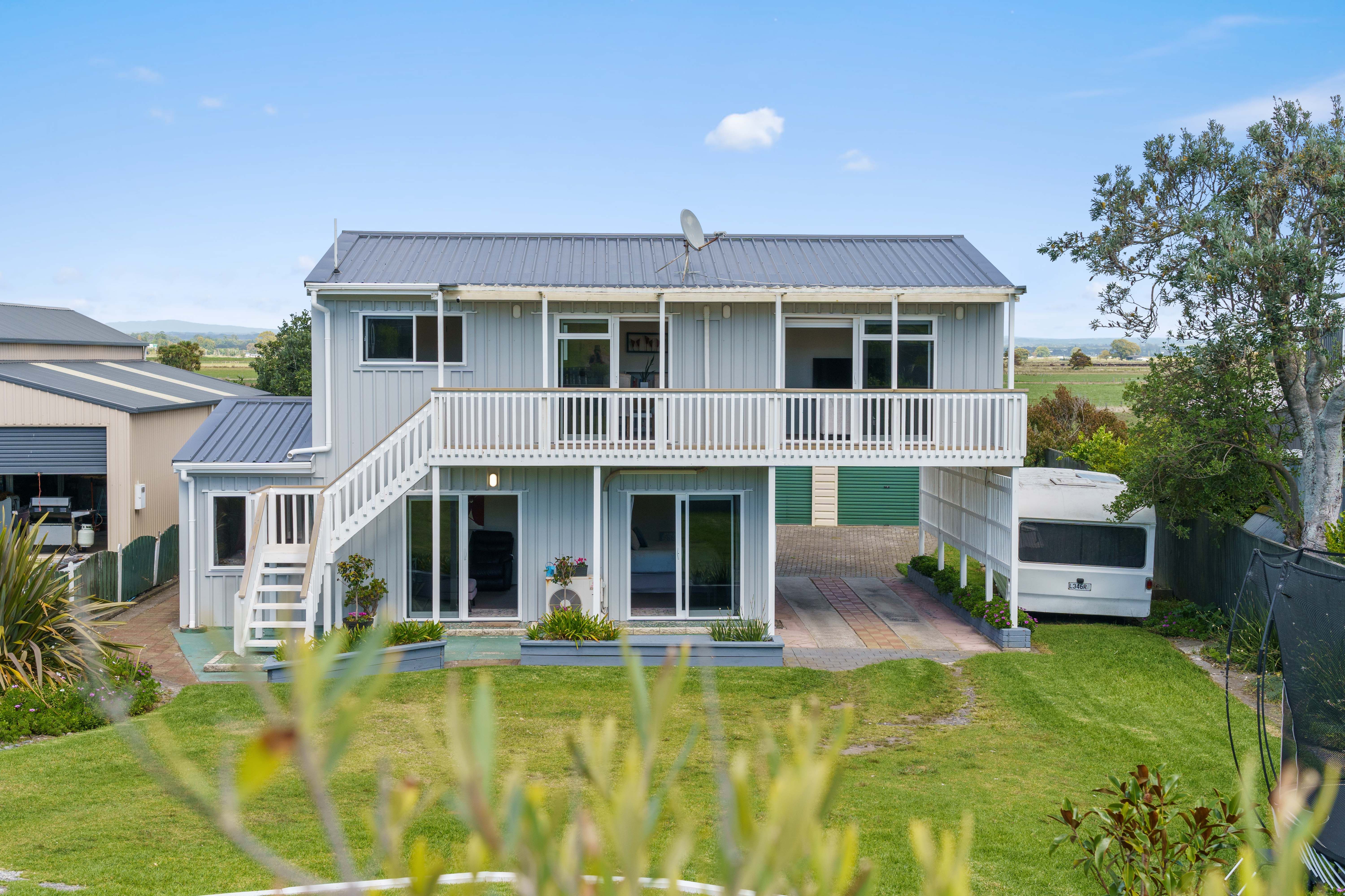 90 Pukehina Parade, Pukehina Beach, Western Bay Of Plenty District