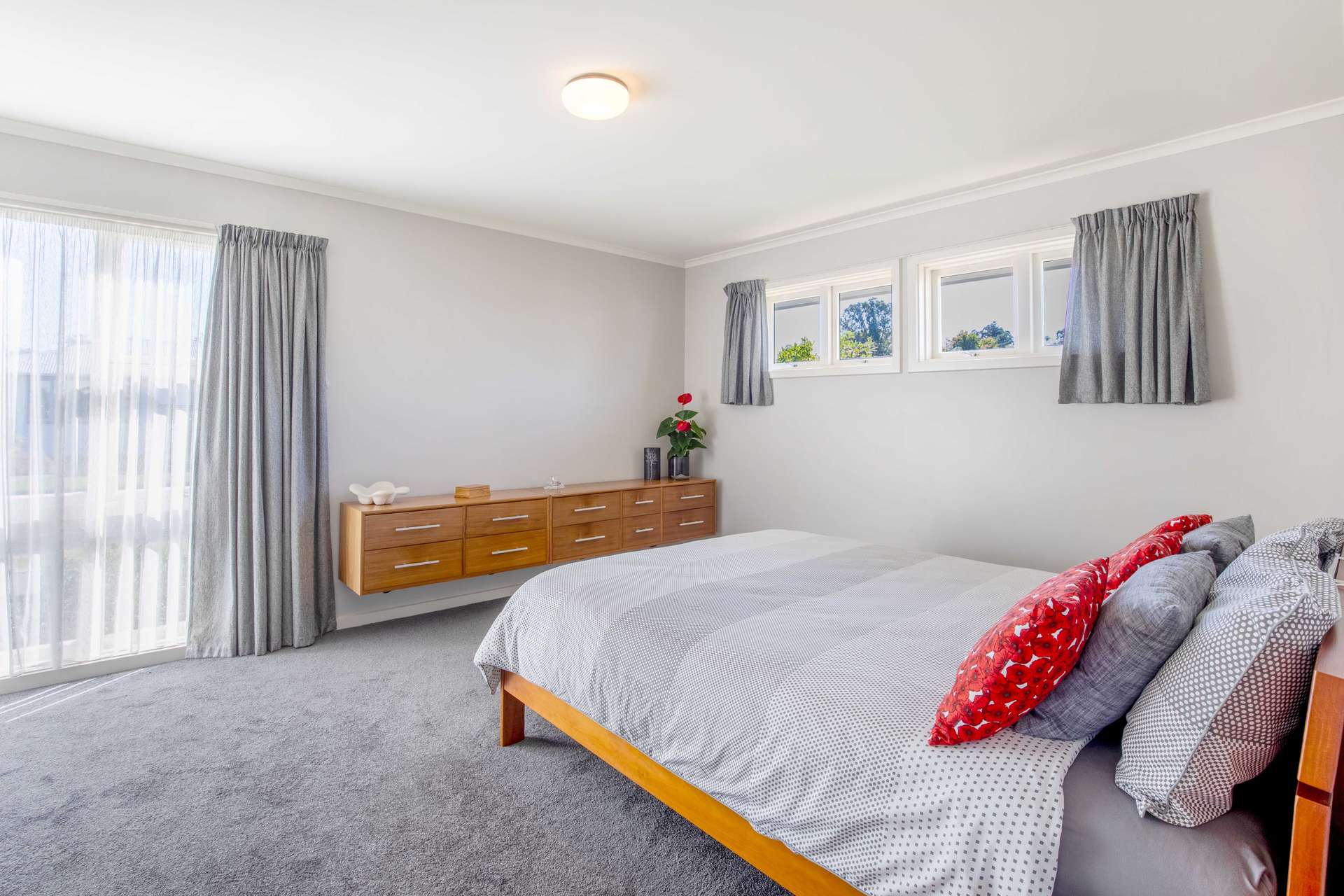 19 Hurunui Street photo 10
