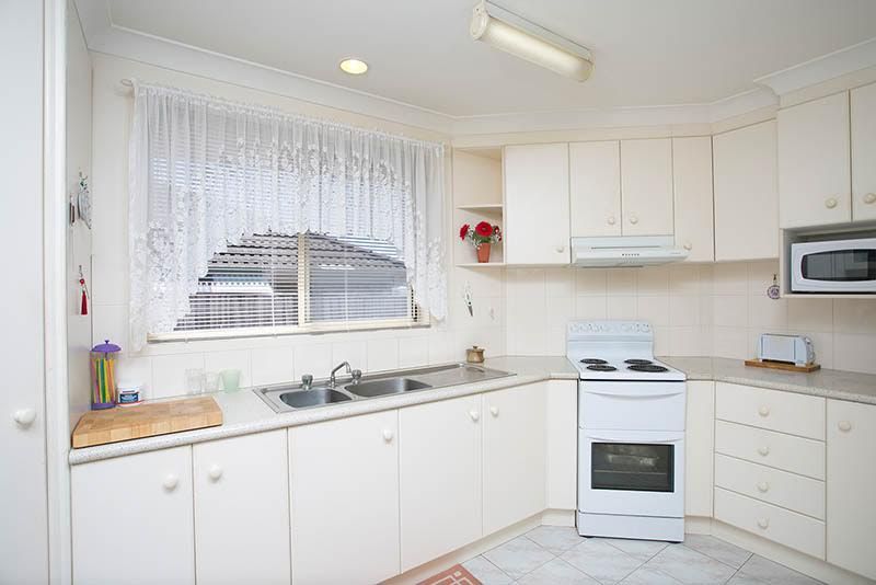 1/143 Pioneer Drive, Flinders, NSW 2529