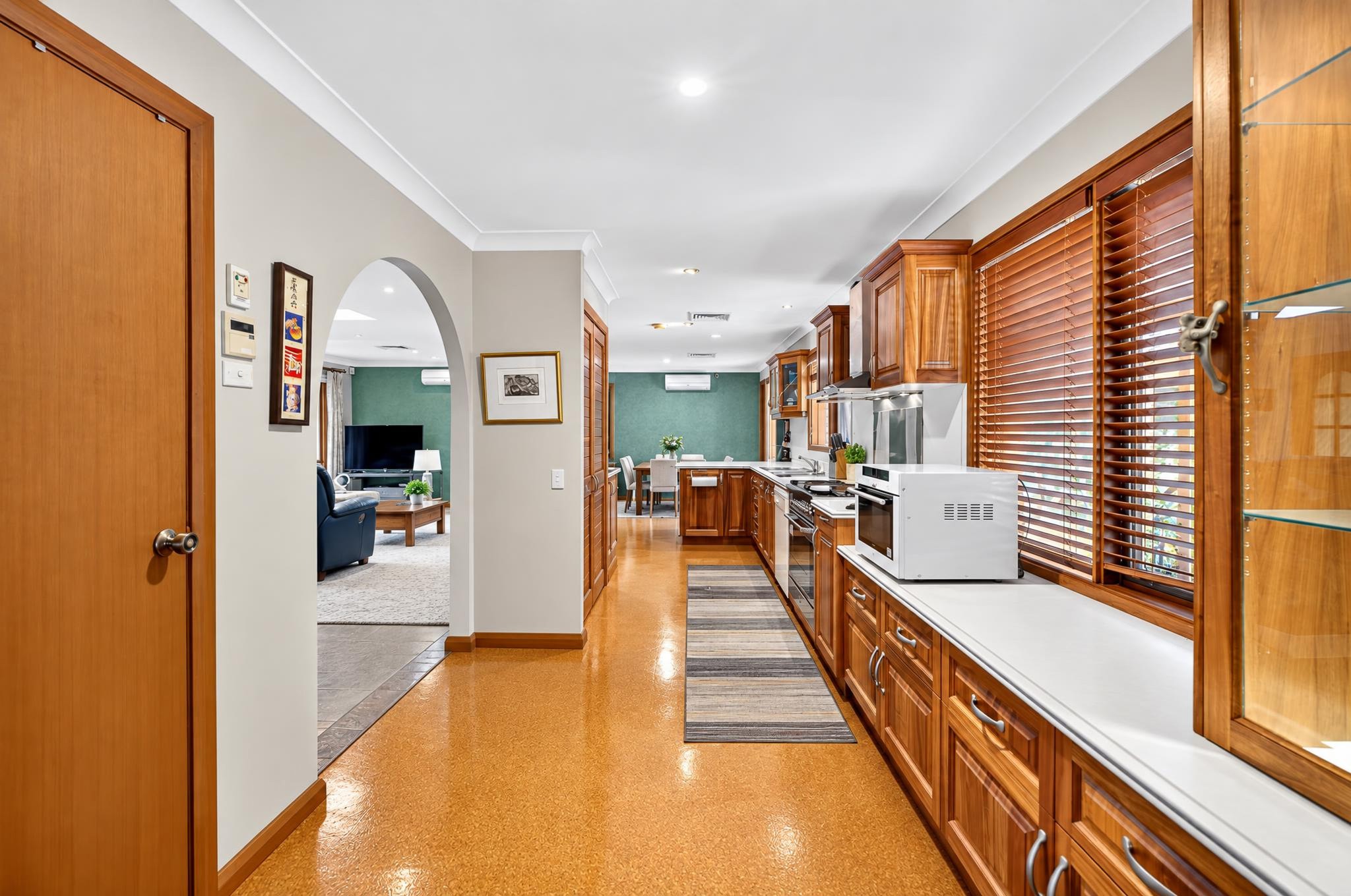 15 Moreton Road, Minto Heights, NSW 2566