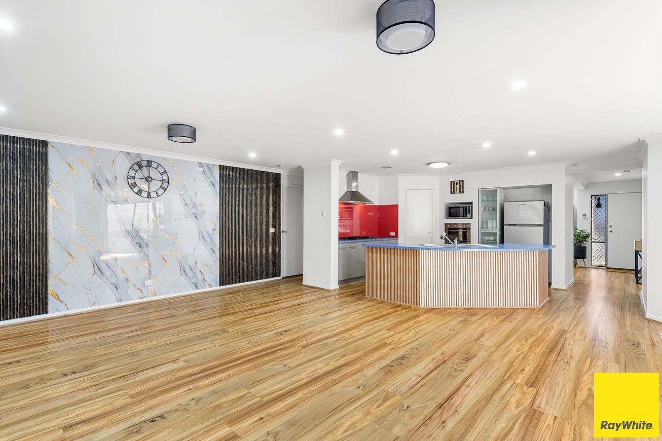 29 Kingsfield Way — photo 4 of 15