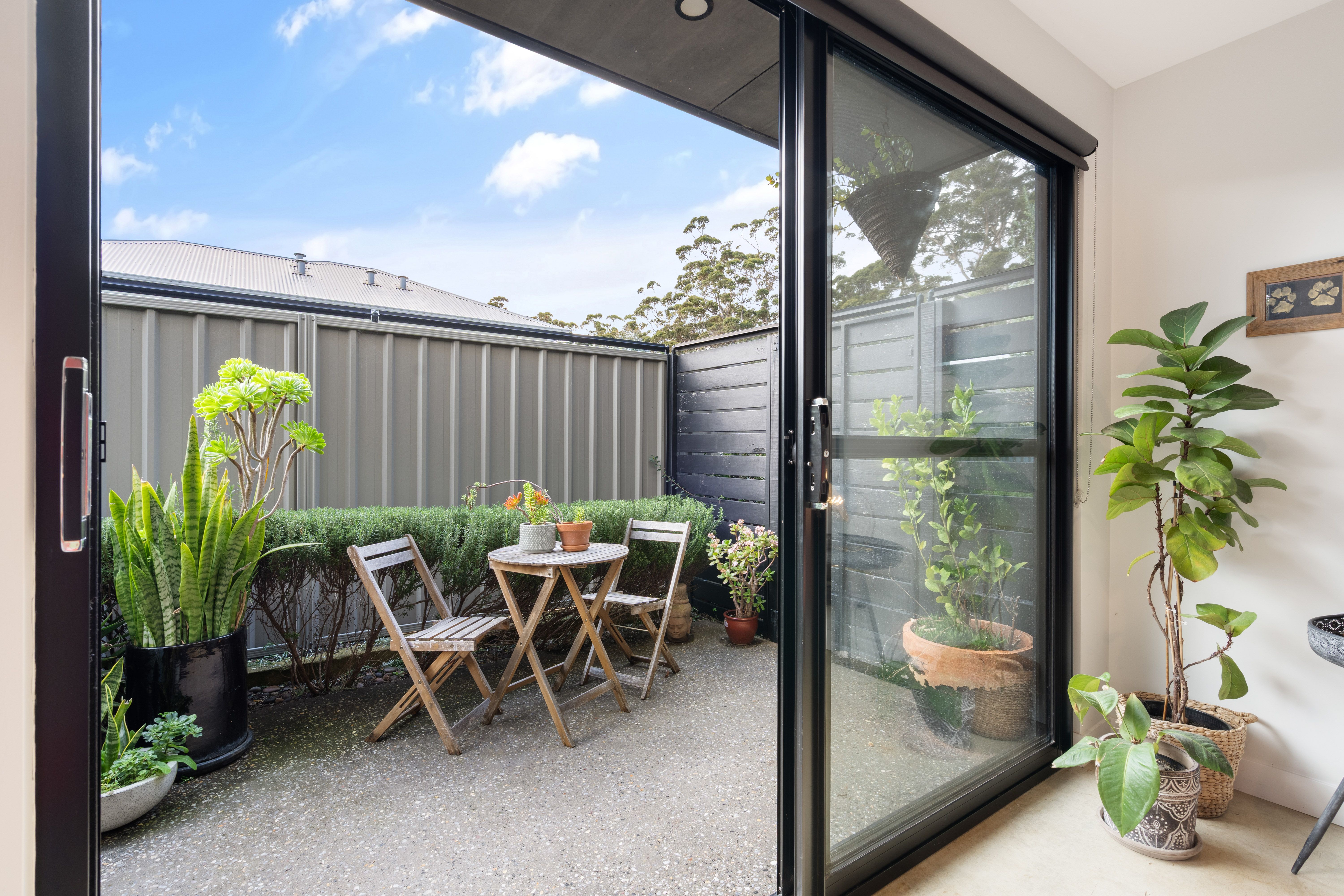 28 Formosa Street — photo 15 of 20