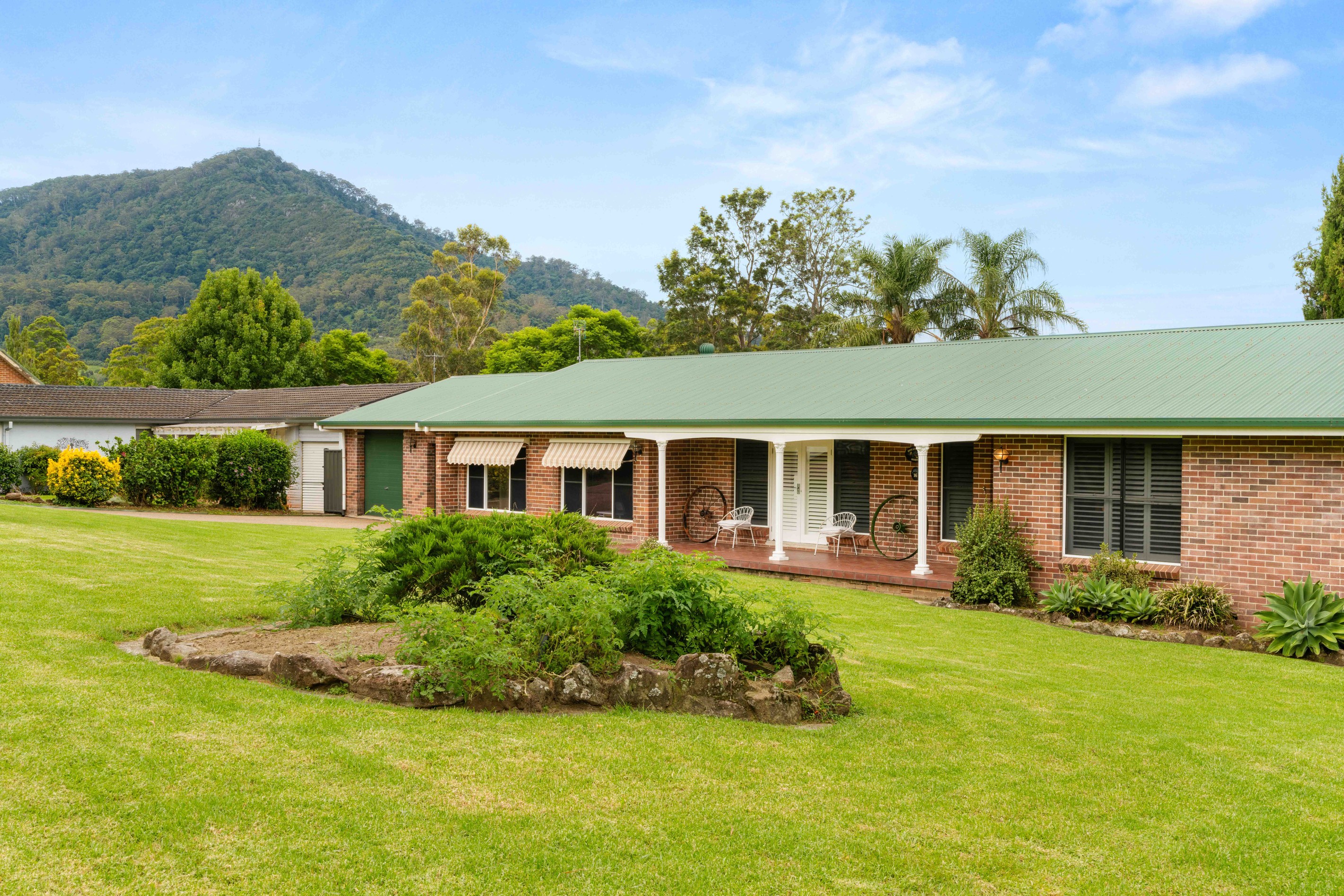 16 Goorama Drive, Cambewarra Village, NSW 2540