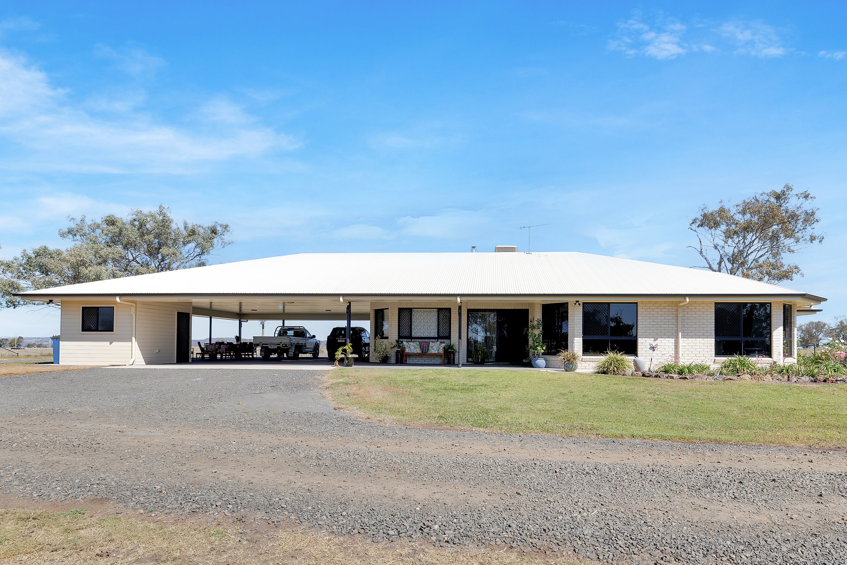 22 Nara-Boah Waterhole Road, Goombungee, QLD 4354