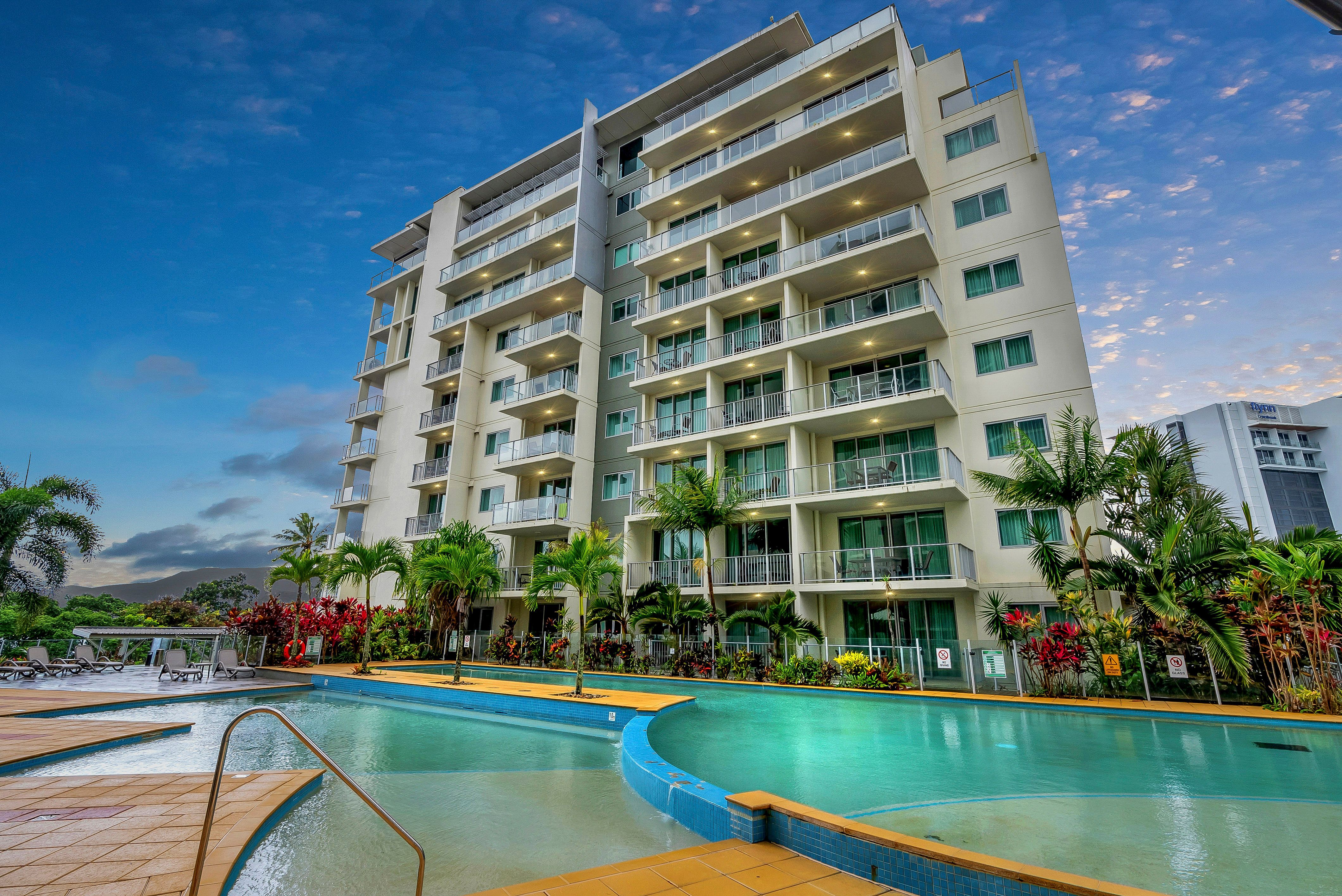 1003/99 Esplanade, Cairns City, QLD 4870