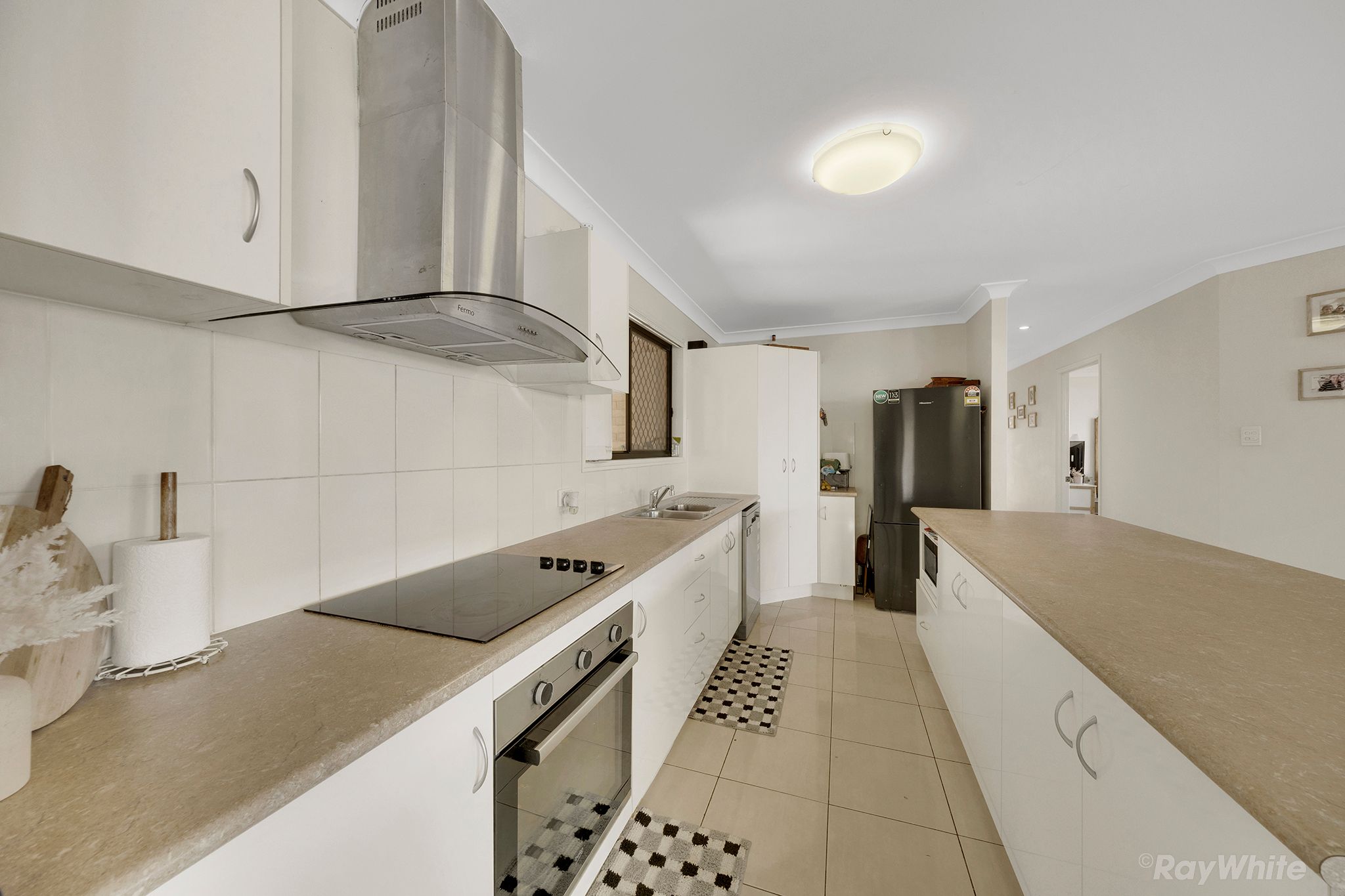 44 Briffney Street — photo 3 of 19