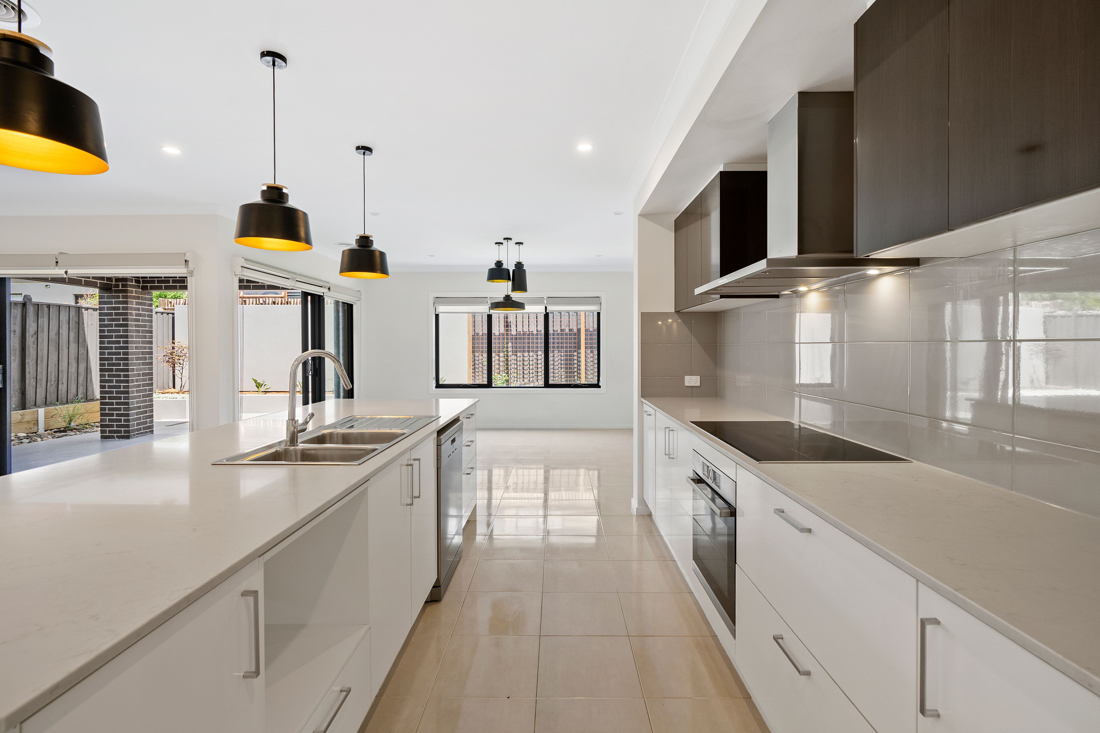 47 Littleshore Crescent, Clyde North, VIC 3978