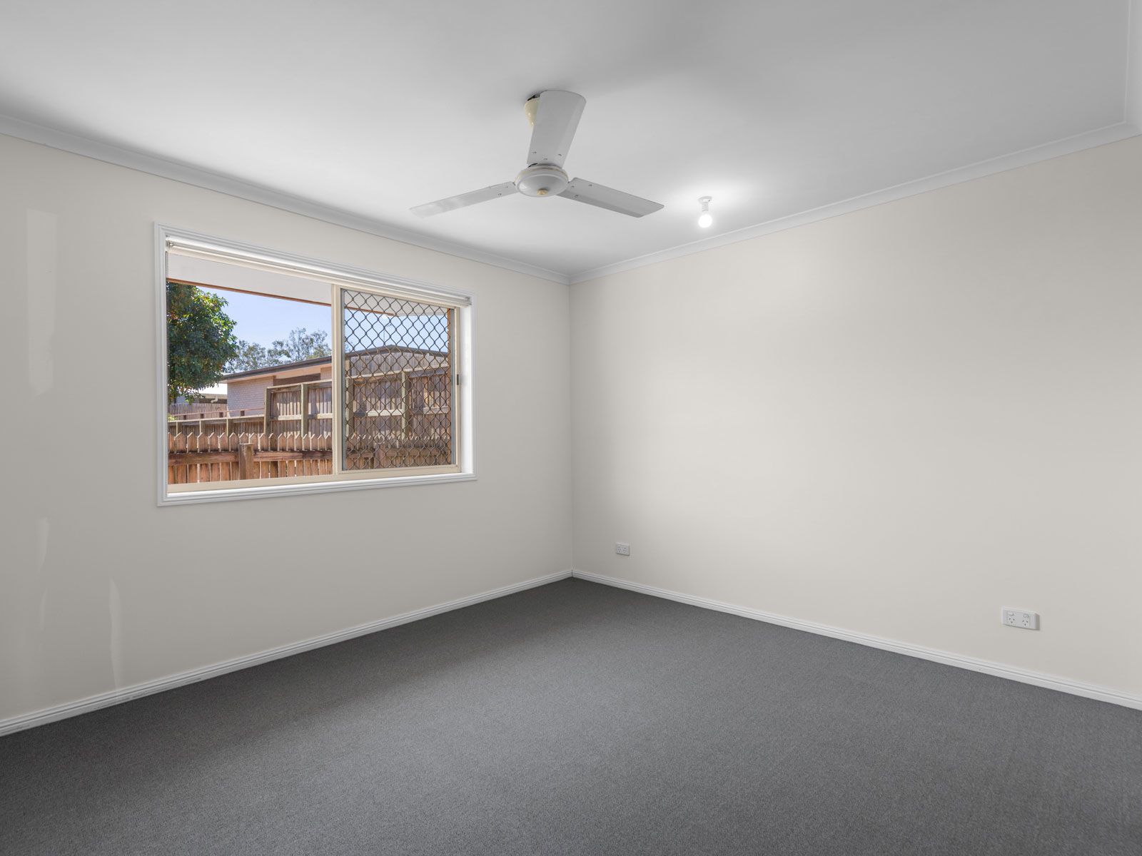 1&4/39 Wendon Way (1/9 Darien St), Bridgeman Downs, QLD 4035