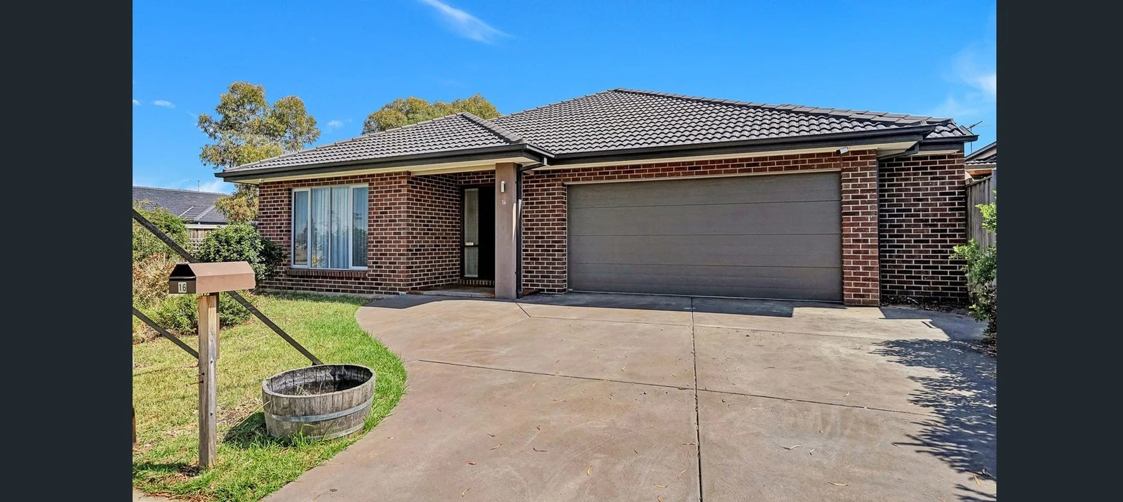16 Freelands Drive, Burnside Heights, VIC 3023