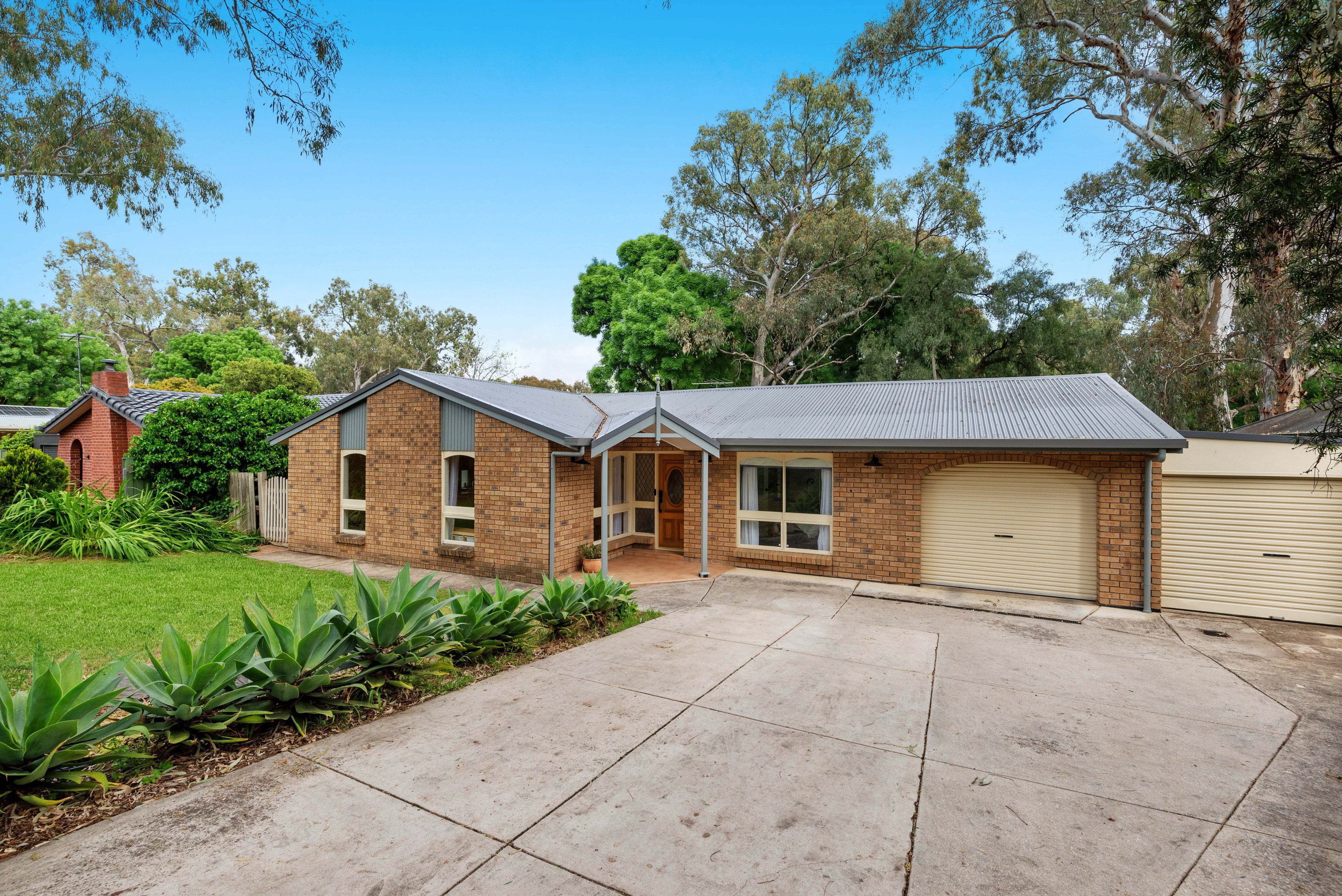 4 Bowman Court, Redwood Park, SA 5097