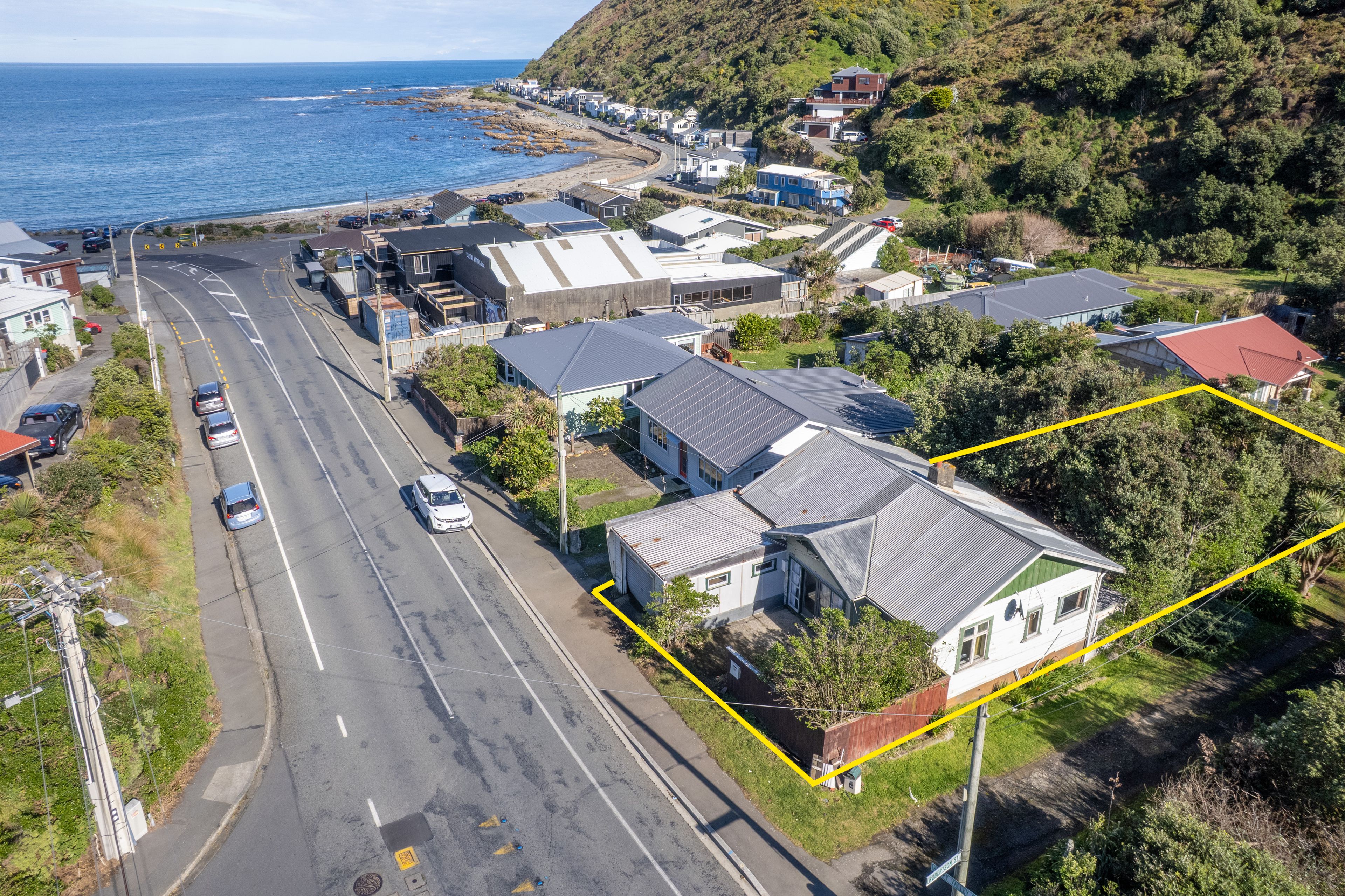 15 Happy Valley Road, Owhiro Bay, Wellington City