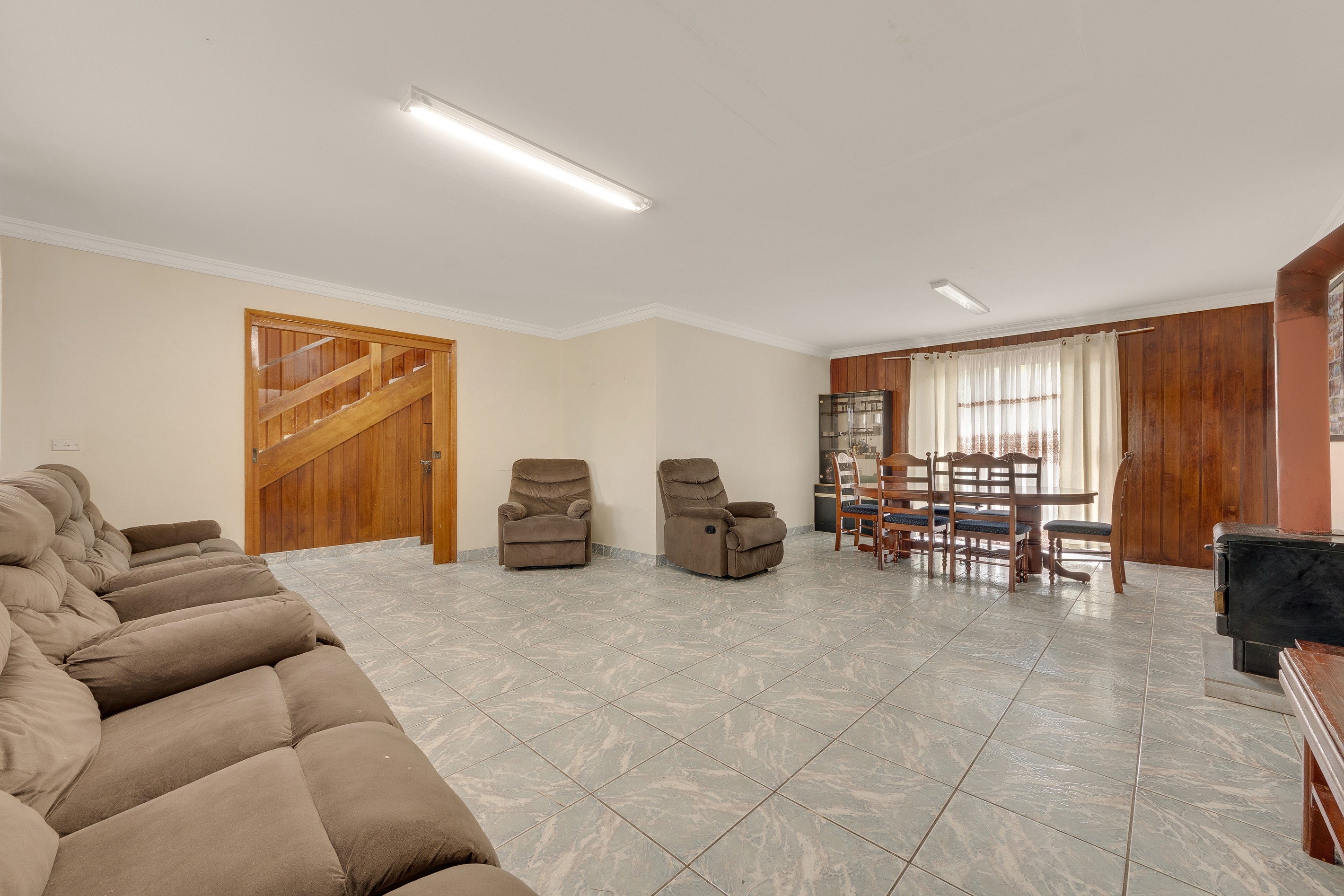 6 Lugarno Avenue, Leumeah, NSW 2560