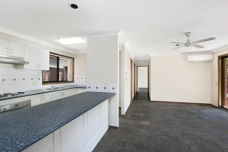 57 Boythorn Avenue, Ambarvale, NSW 2560