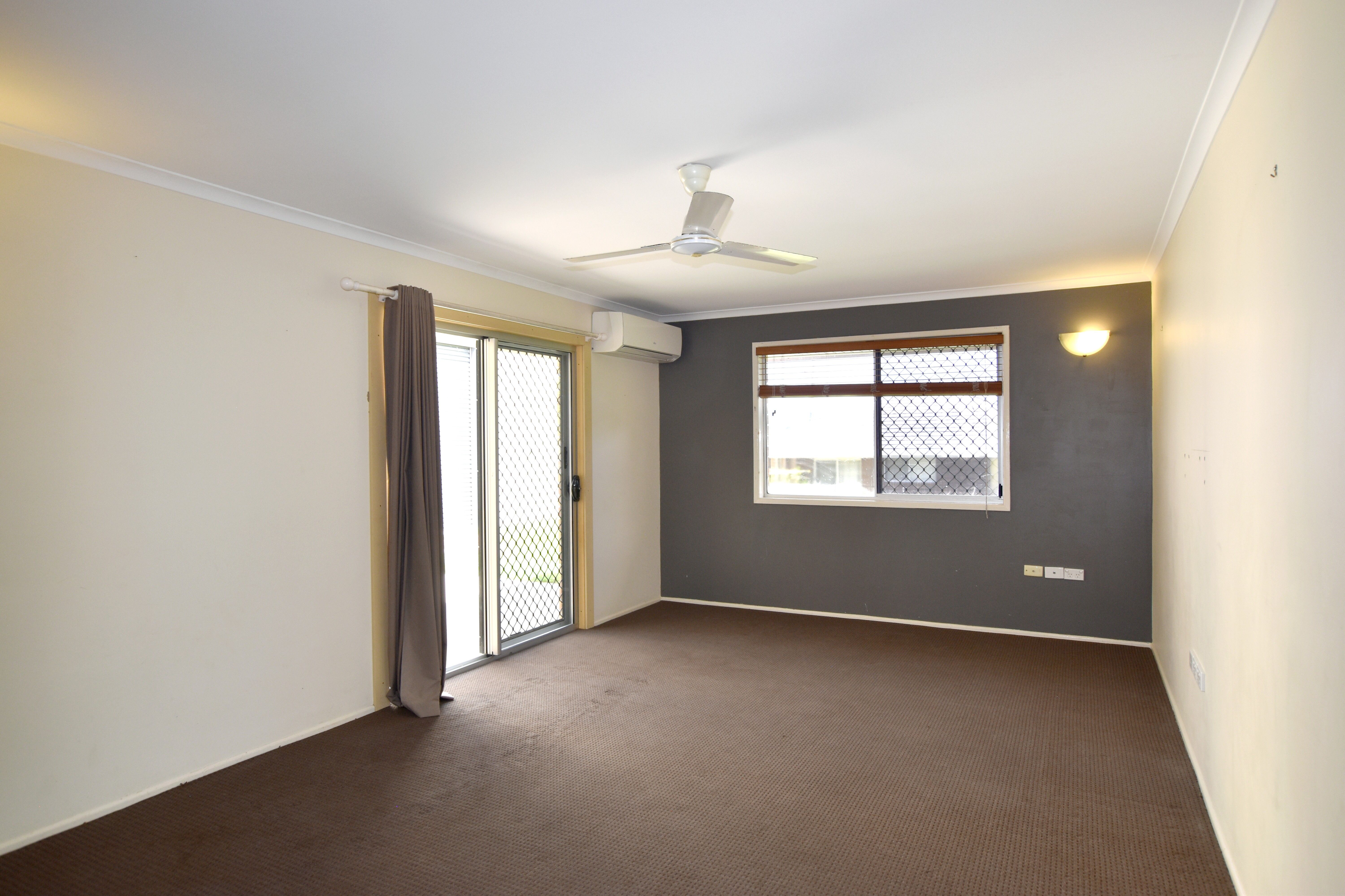 11 Luton Street, Telina, QLD 4680