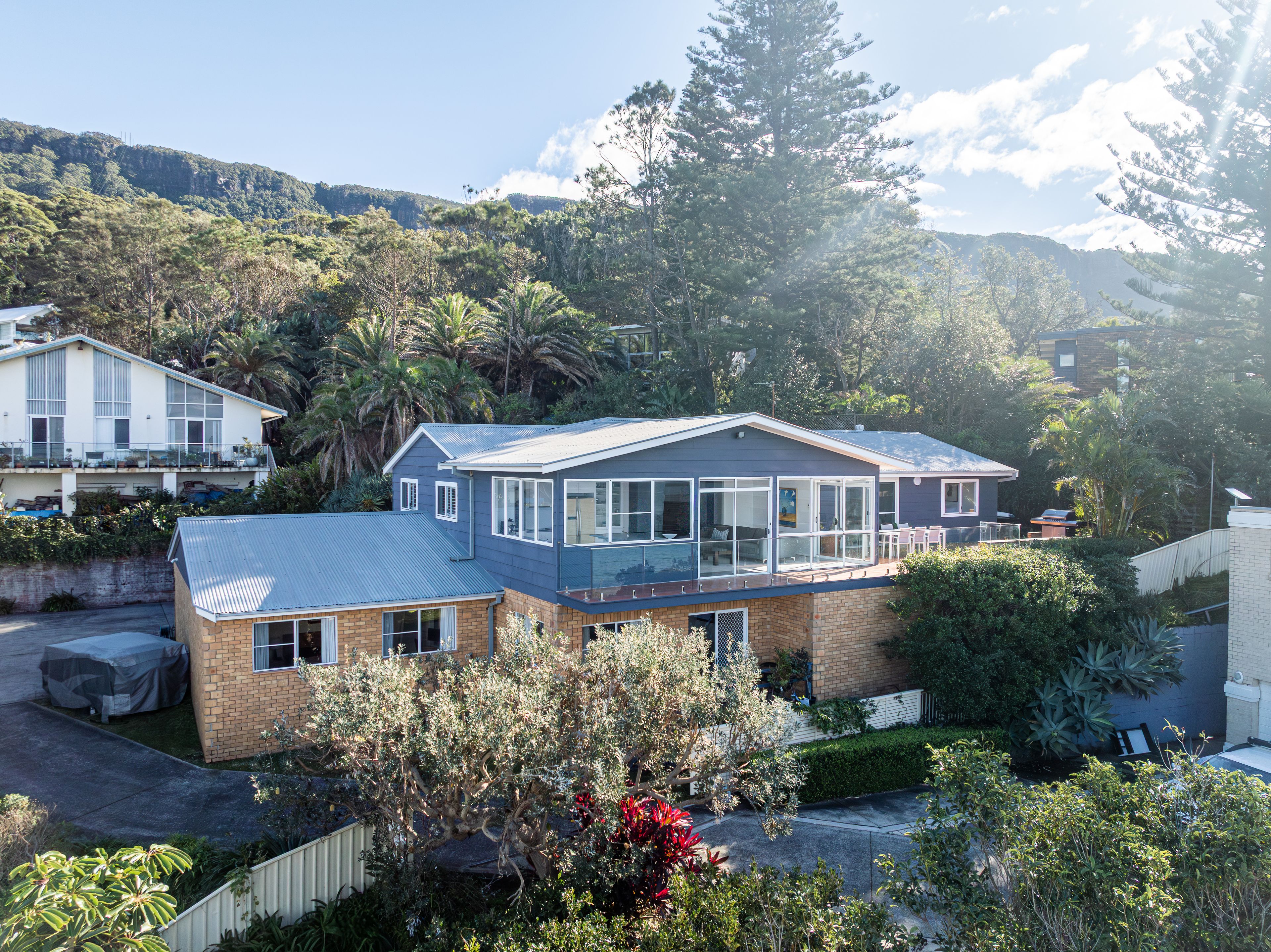 547B Lawrence Hargrave Drive — photo 13 of 21