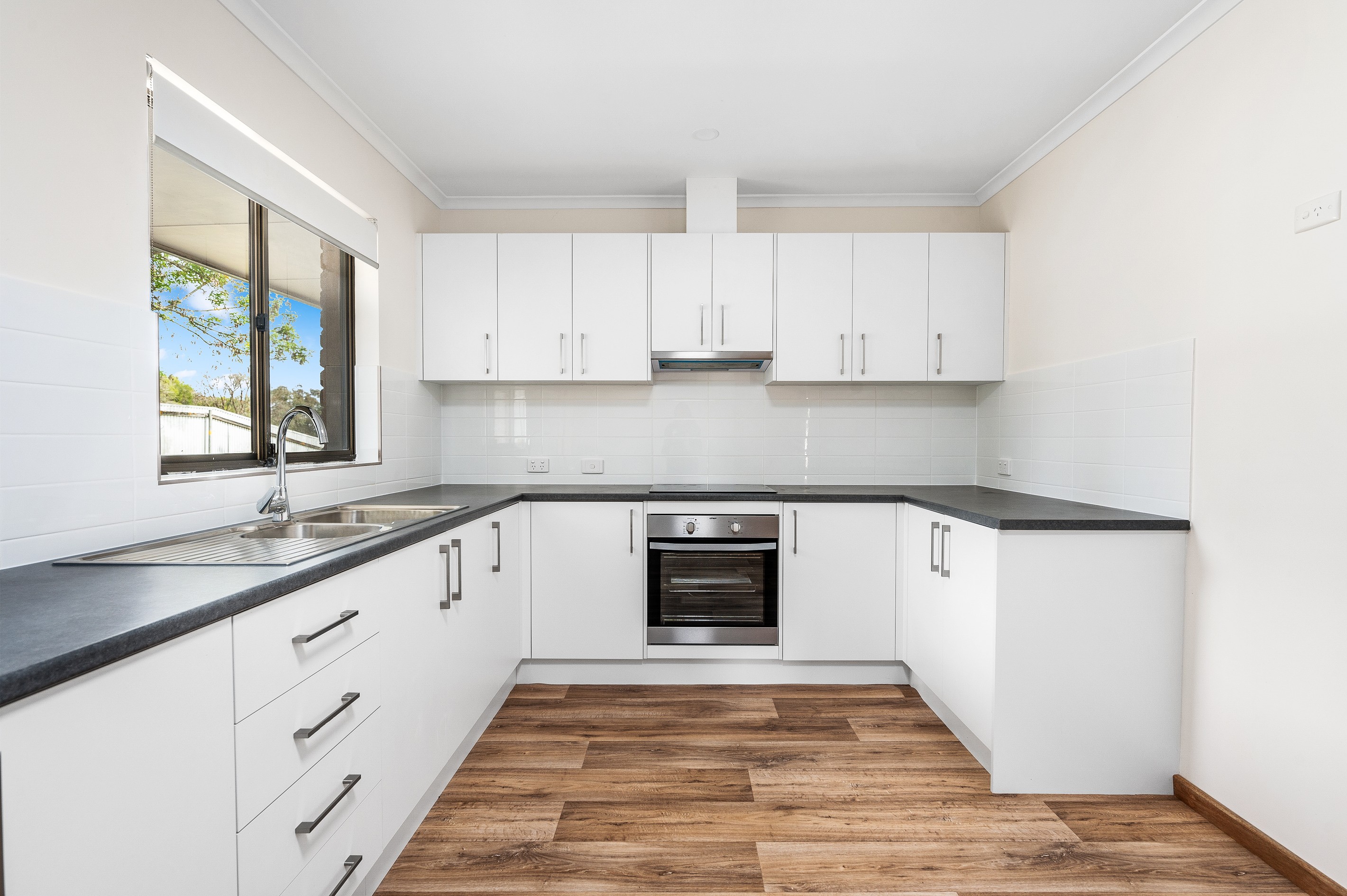 9 Inverbrackie Close, Woodside, SA 5244