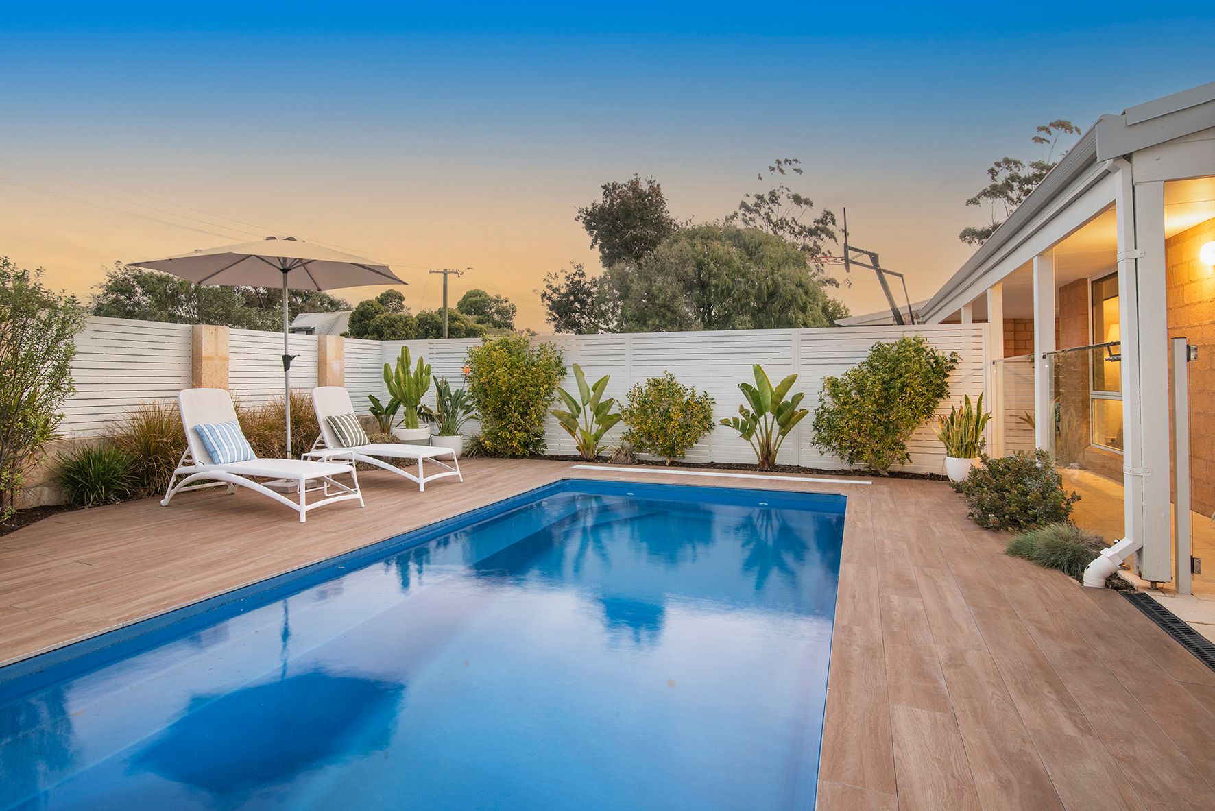 1 Halcyon Way, Dunsborough, WA 6281