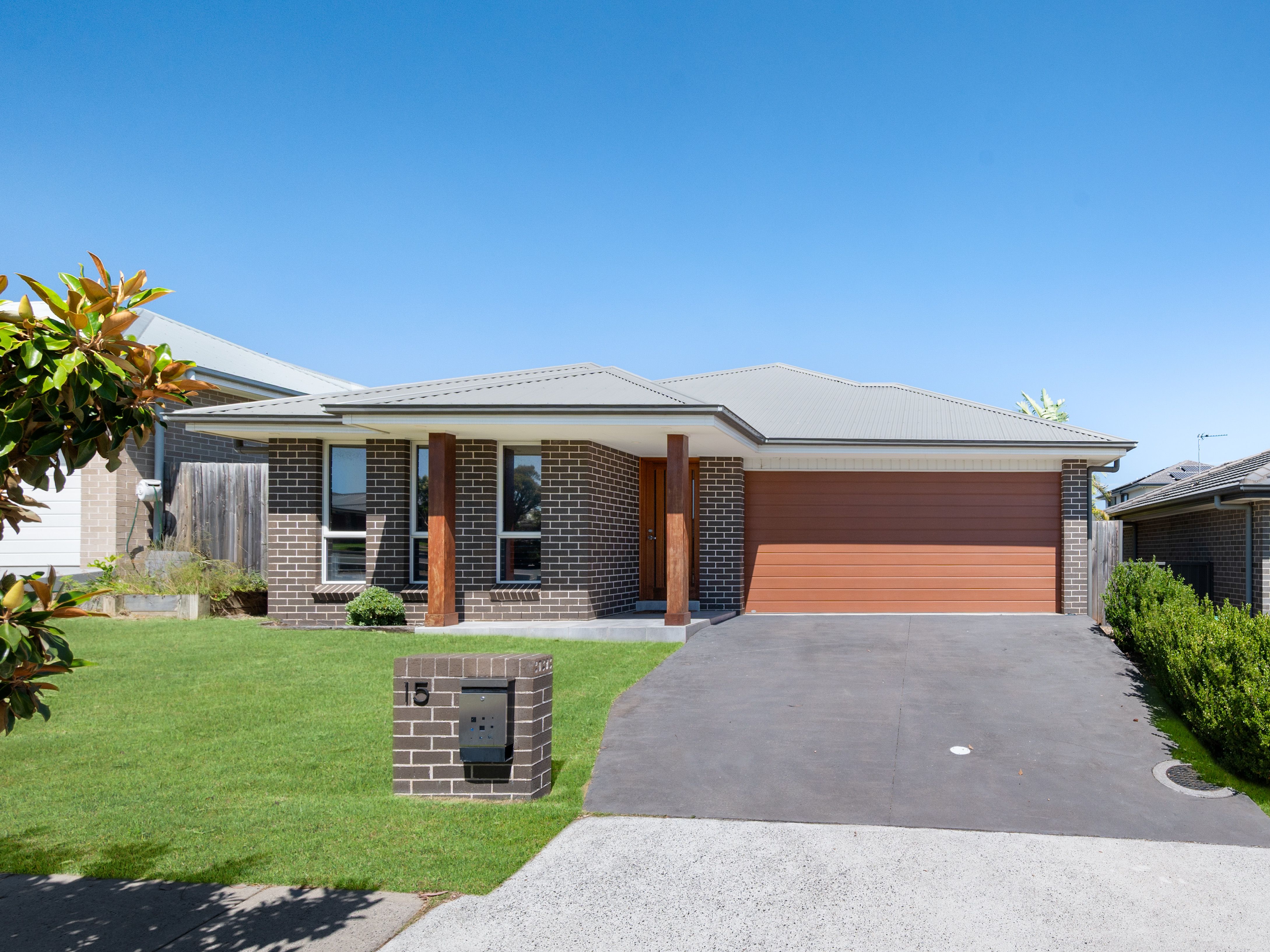 15 Nicholson Parade, Spring Farm, NSW 2570