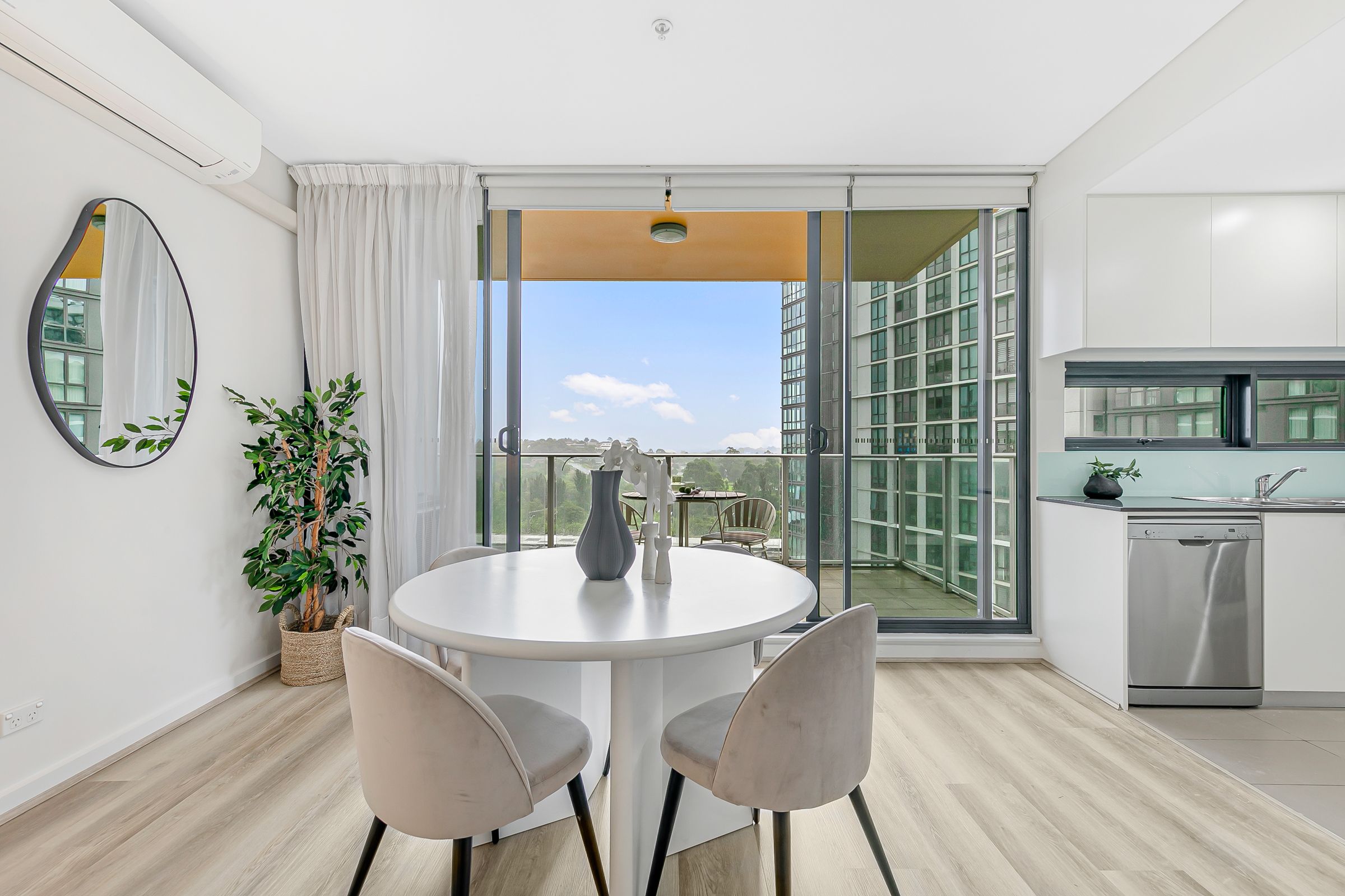 701/12 Brodie Spark Drive, Wolli Creek, NSW 2205