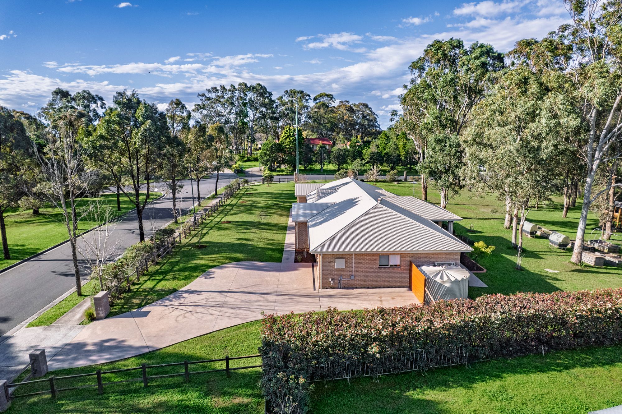 1 Joseph Whitehouse Close, Minto, NSW 2566