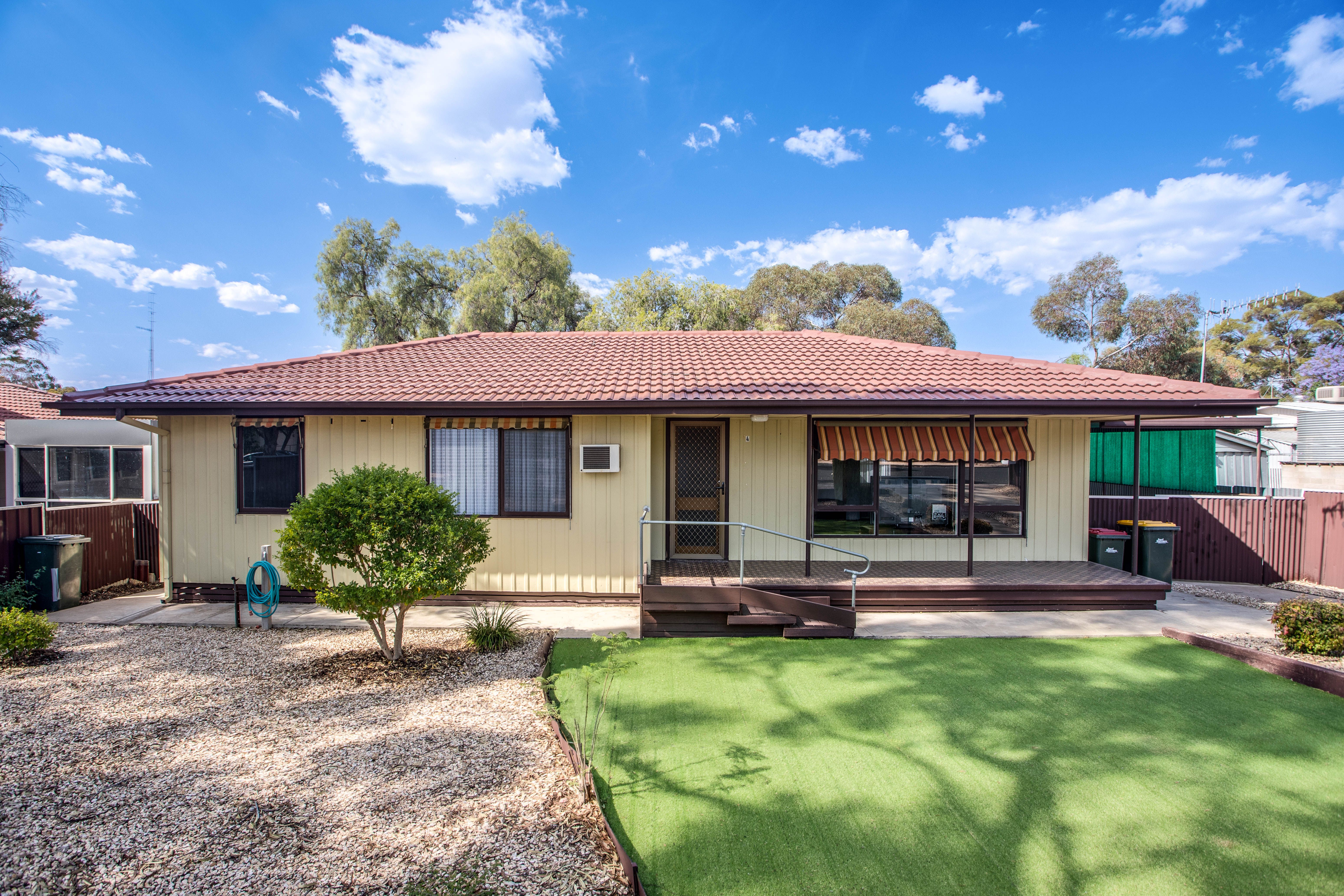 4 Bahnisch Avenue, Berri SA 5343