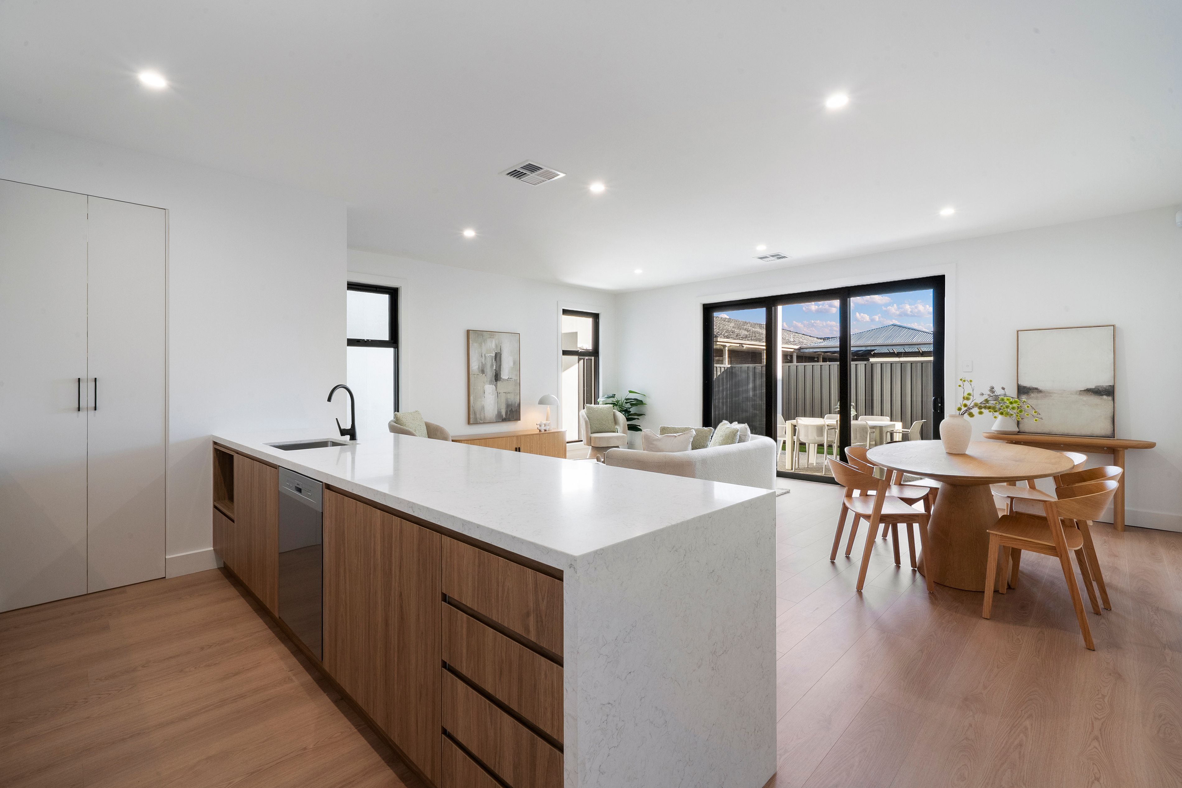 1-3/6 Paul Street — photo 2 of 17