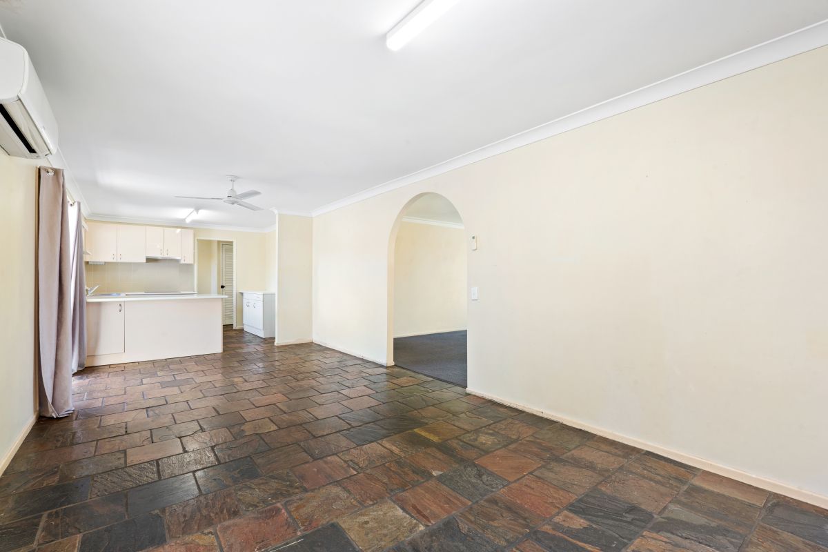 11 Sequana Avenue, Mermaid Waters, QLD 4218