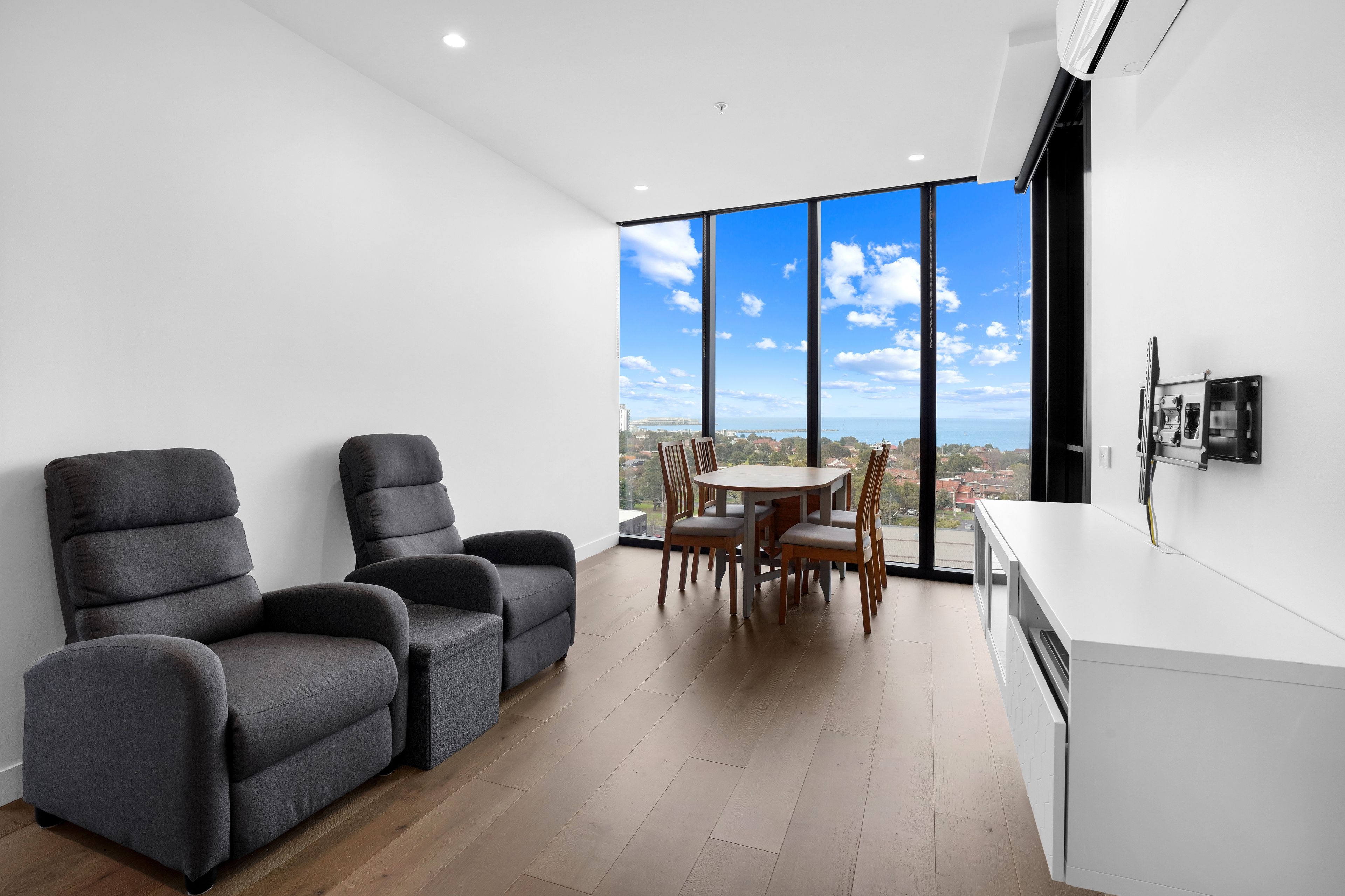 808/3 Tarver Street, Port Melbourne, VIC 3207