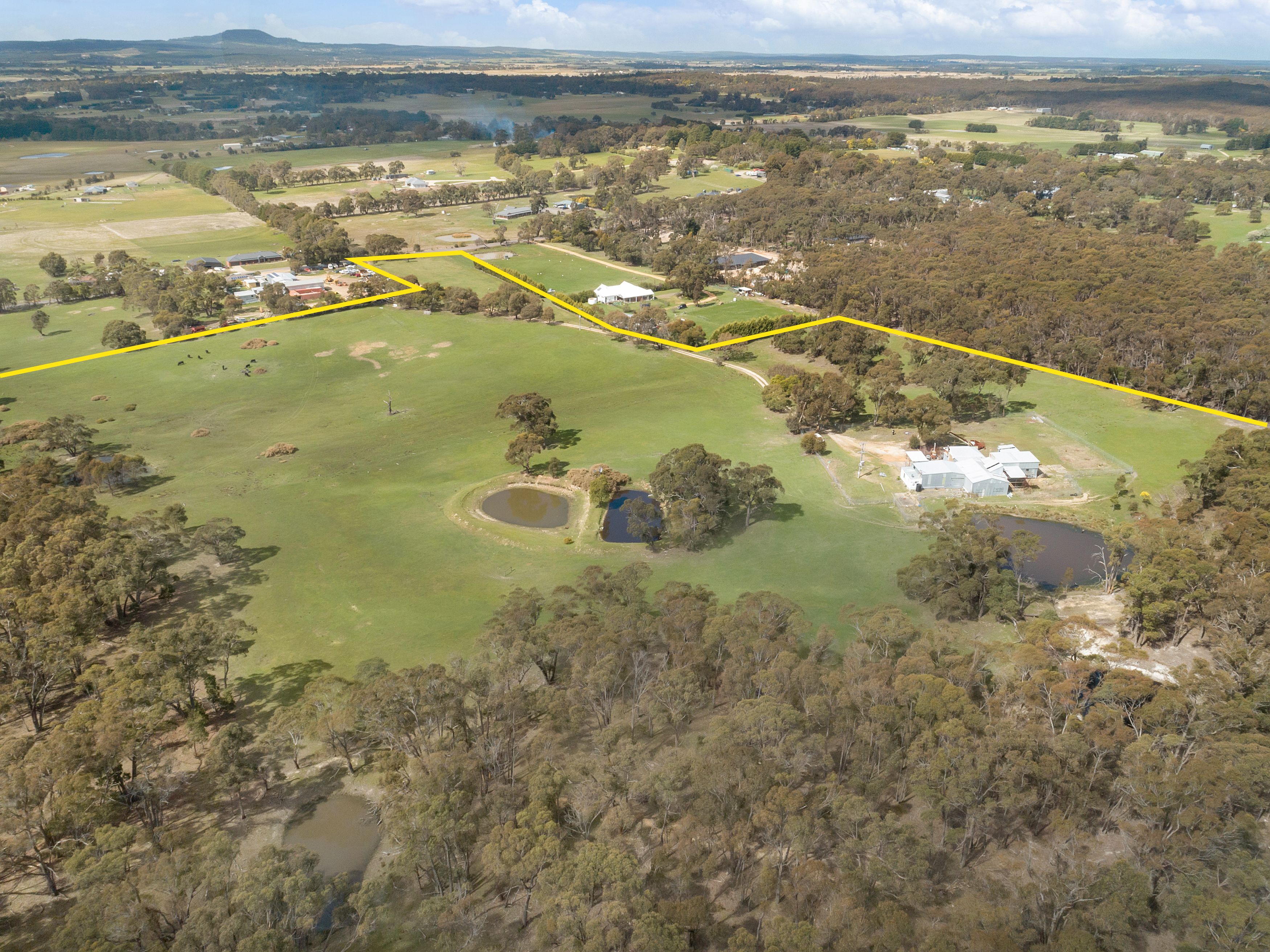 87 Finchs Road, Smythes Creek, VIC 3351