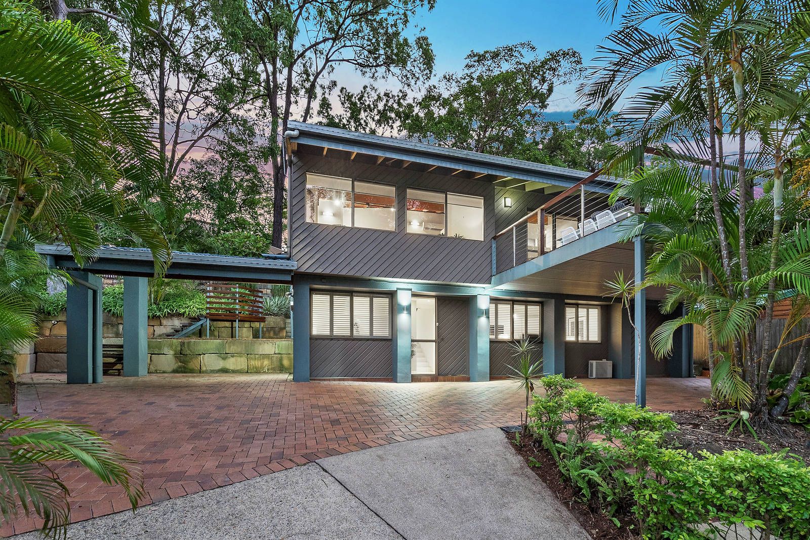 36 Tucker Street, Chapel Hill QLD 4069