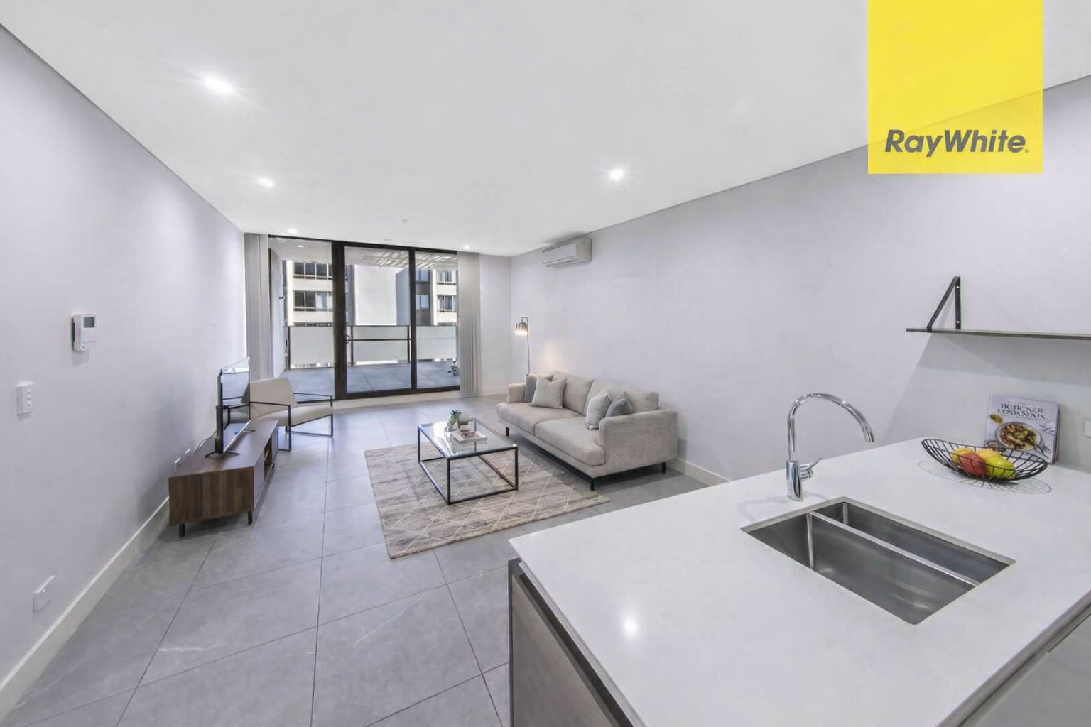 929K/2 Morton Street — photo 3 of 16