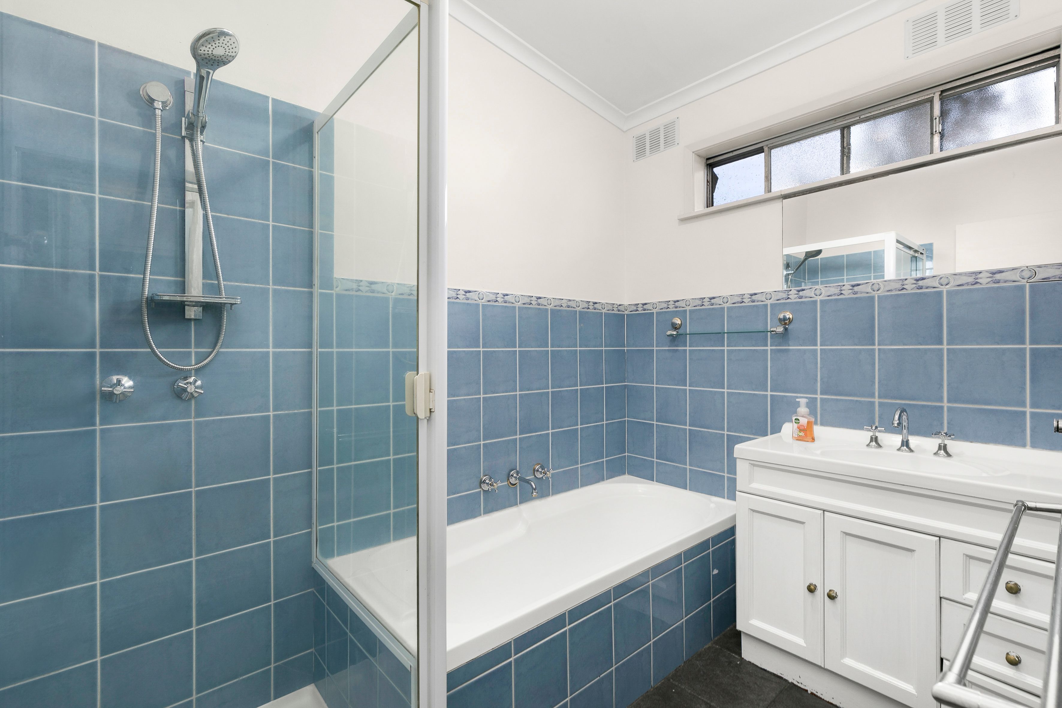 25 Hampden Street — photo 8 of 11