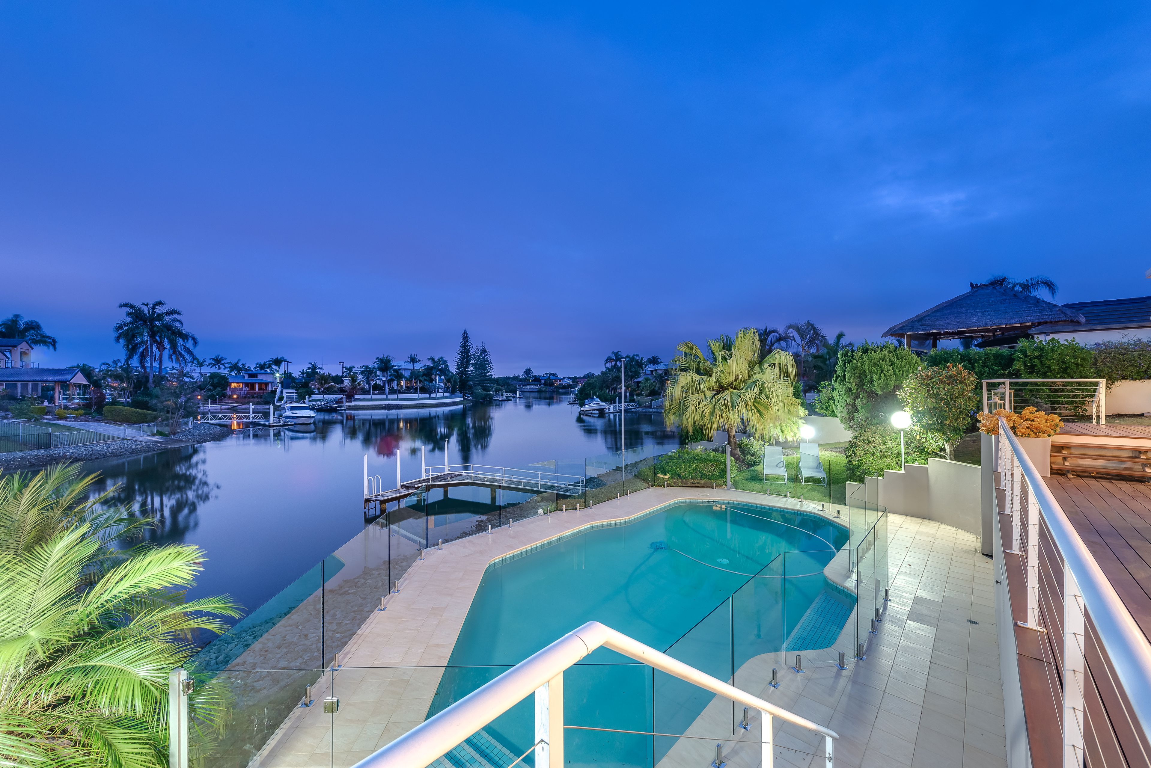 9 Chantilly Close, Benowa Waters, QLD 4217