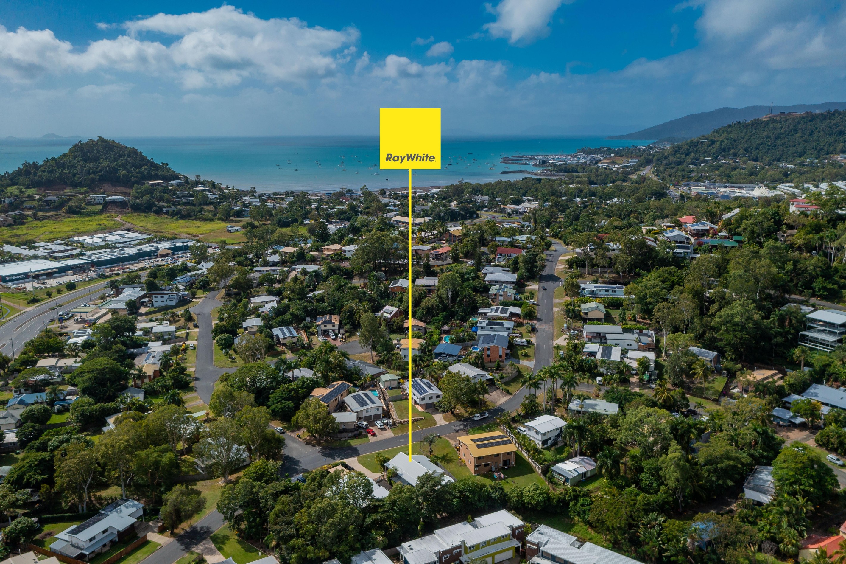 55 Manooka Drive, Cannonvale, QLD 4802