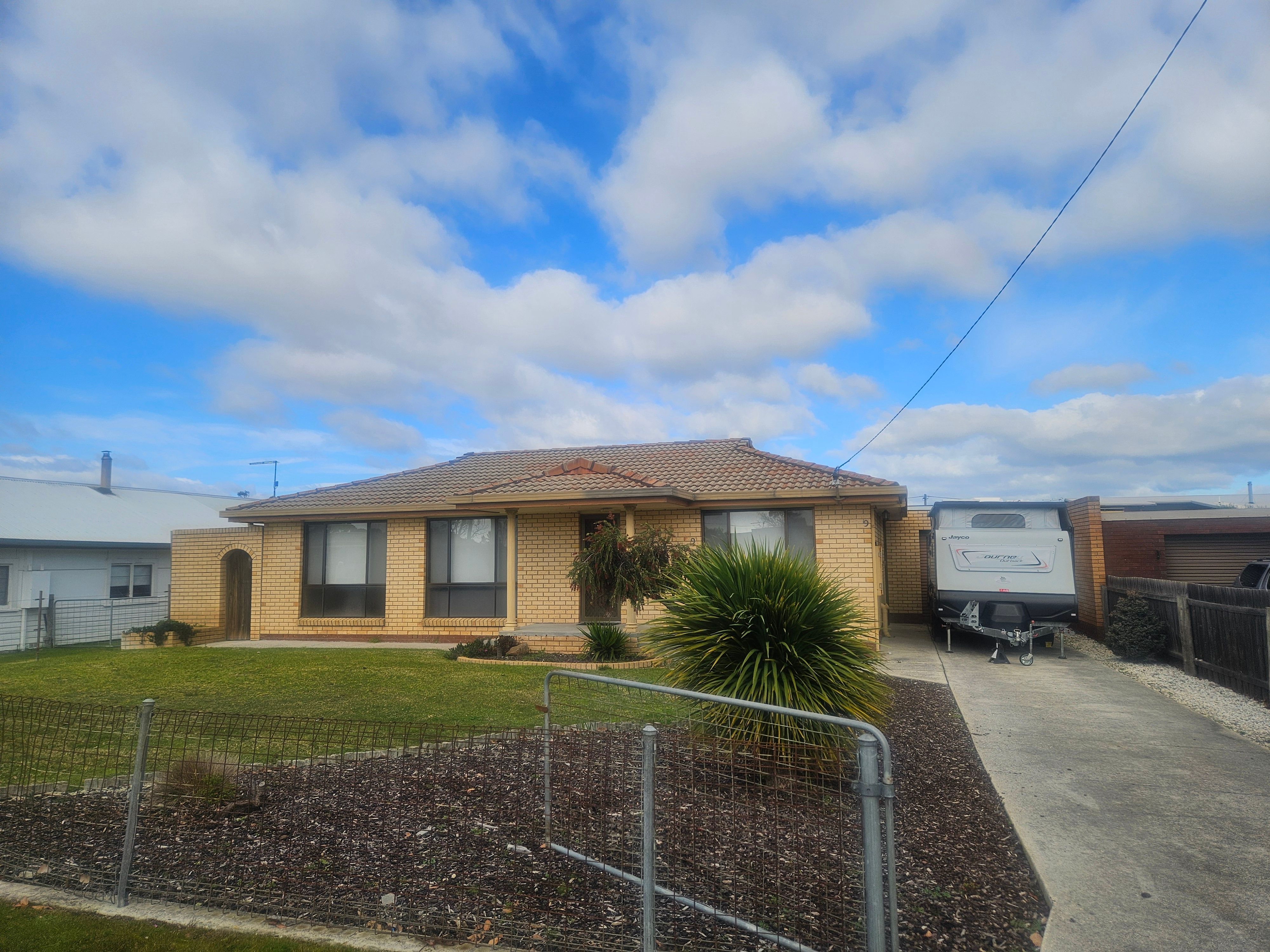 9 Pitcairn Street — photo 2 of 14