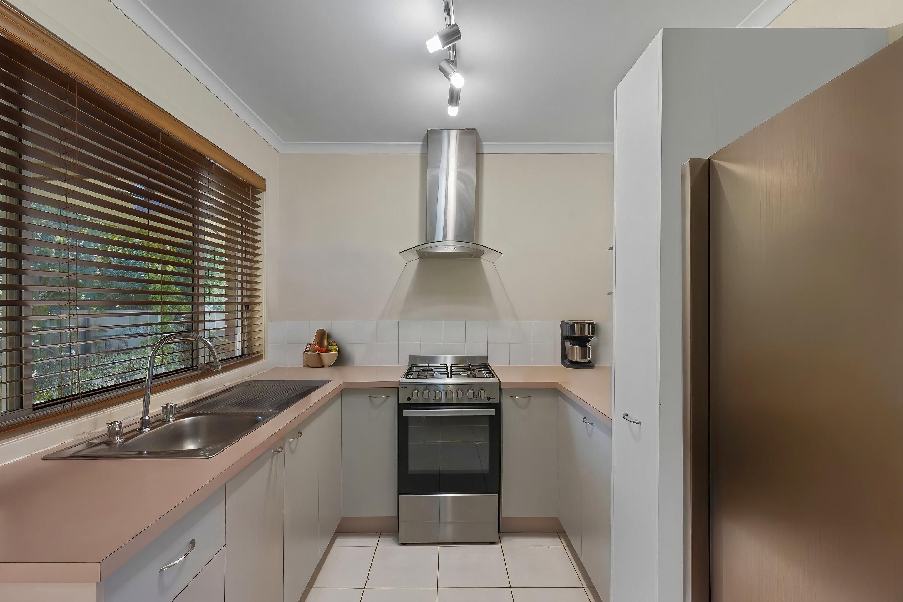 14 Ryan Street — photo 3 of 15