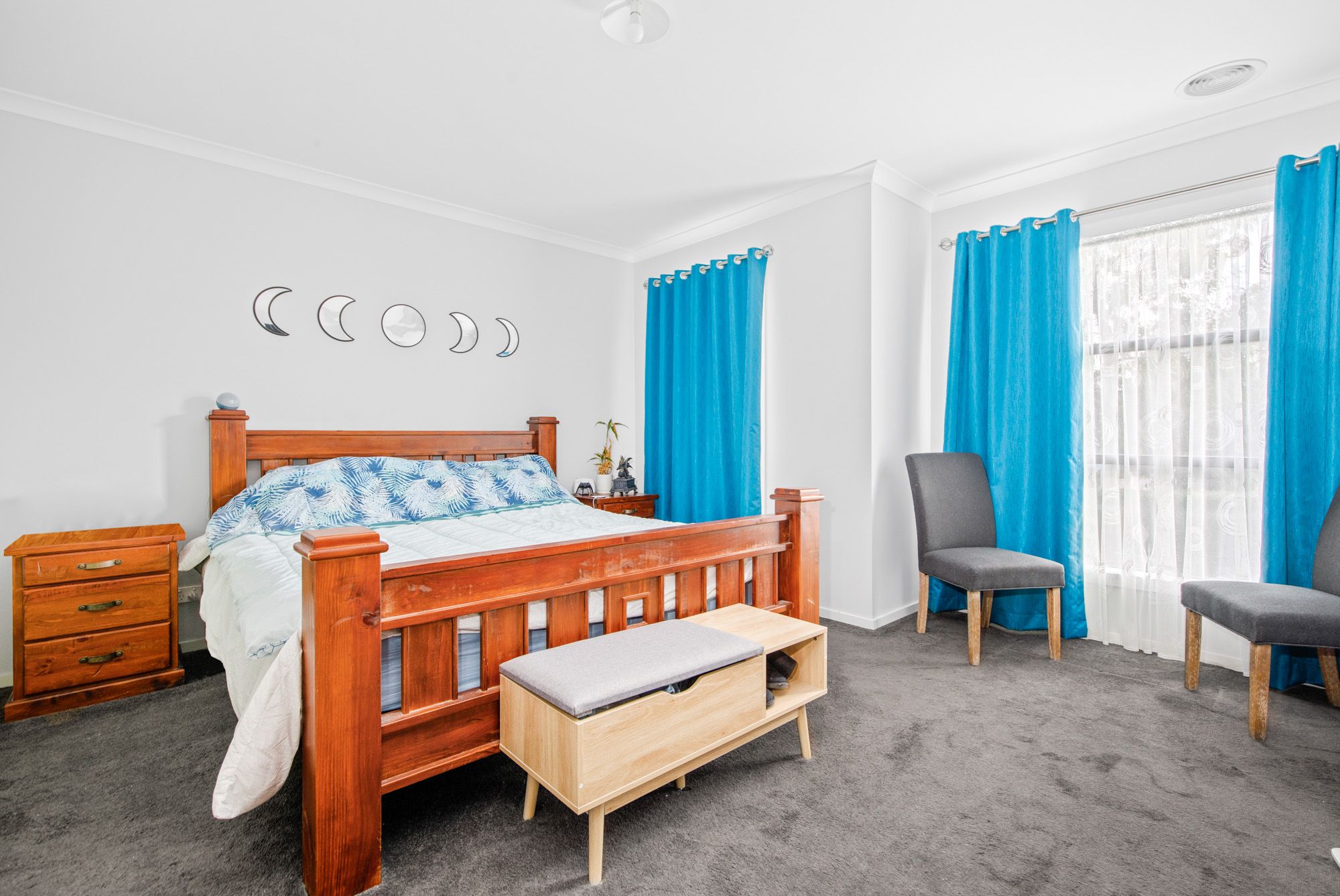 14 Allspice Street, MANOR LAKES, VIC 3024